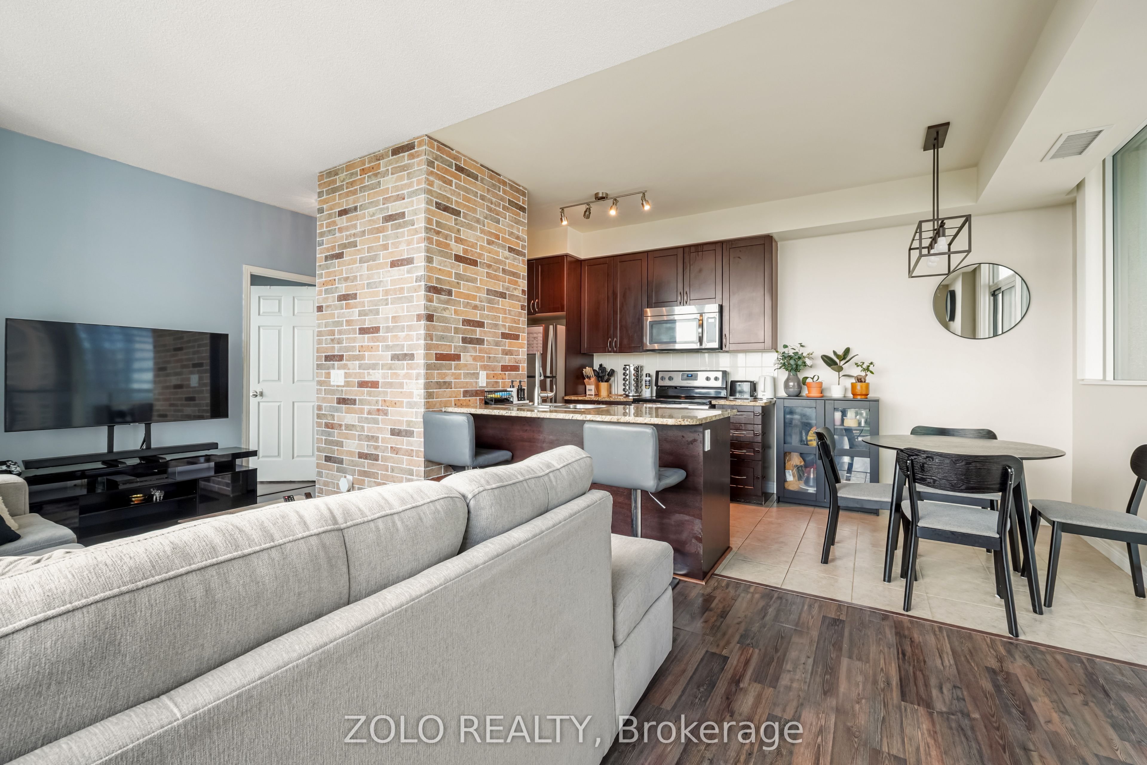 Additional image 4 of 1806-339 Rathburn Road W, Mississauga, ON, L5B 0K6