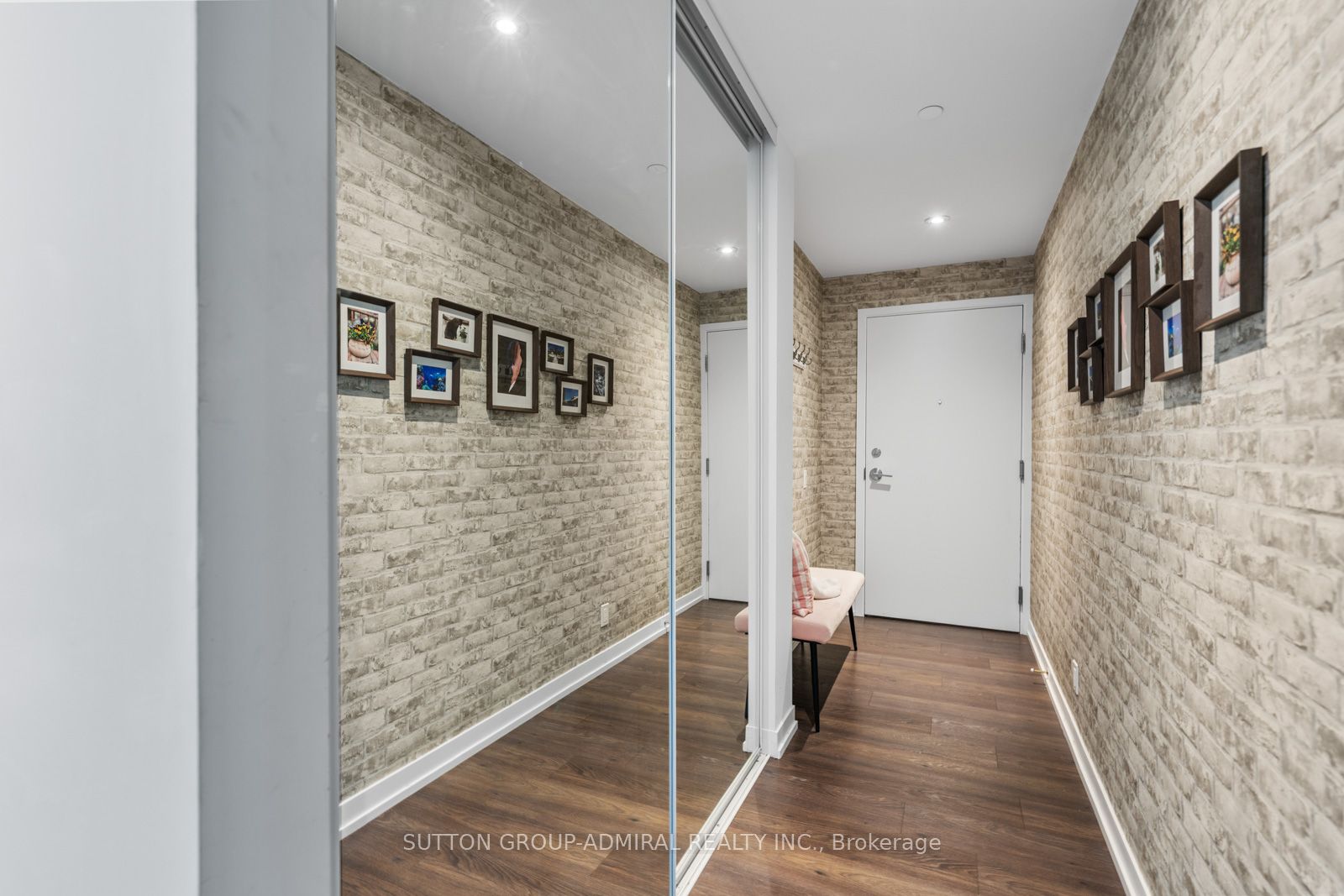 1606-950 Portage Parkway, Vaughan, ON, L4K 0J7 photo 2