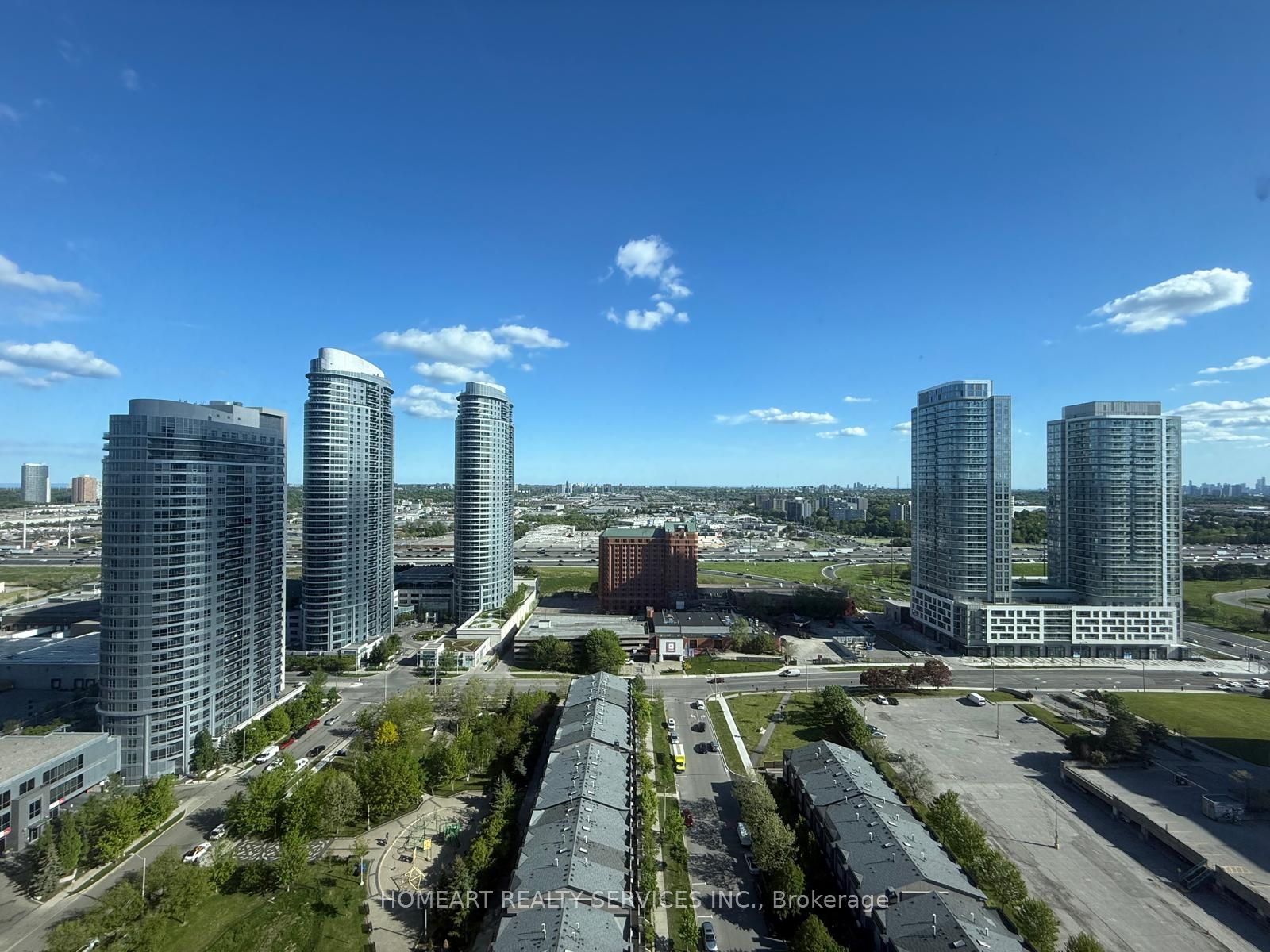 2515-275 Village Green Square, Toronto, ON, M1S 0L8