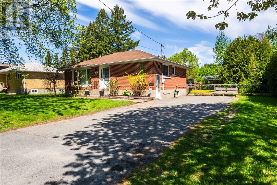 782 Robinson Drive, Sudbury, ON, P3E2J3