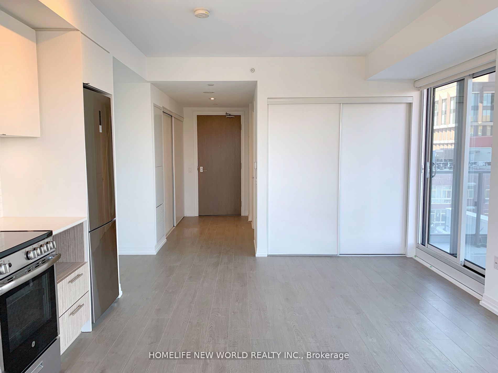 809-251 Jarvis Street, Toronto, ON, M5B 2C2 photo 4