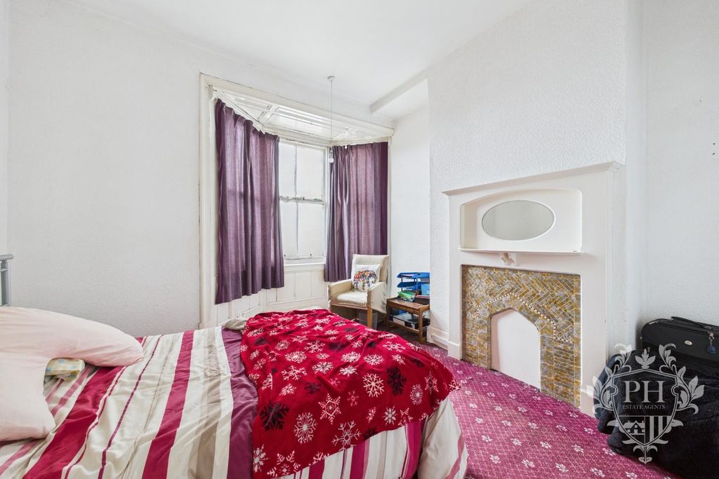 Additional image 6 of 4 bed terraced house for saleCoatham Road, Redcar TS10