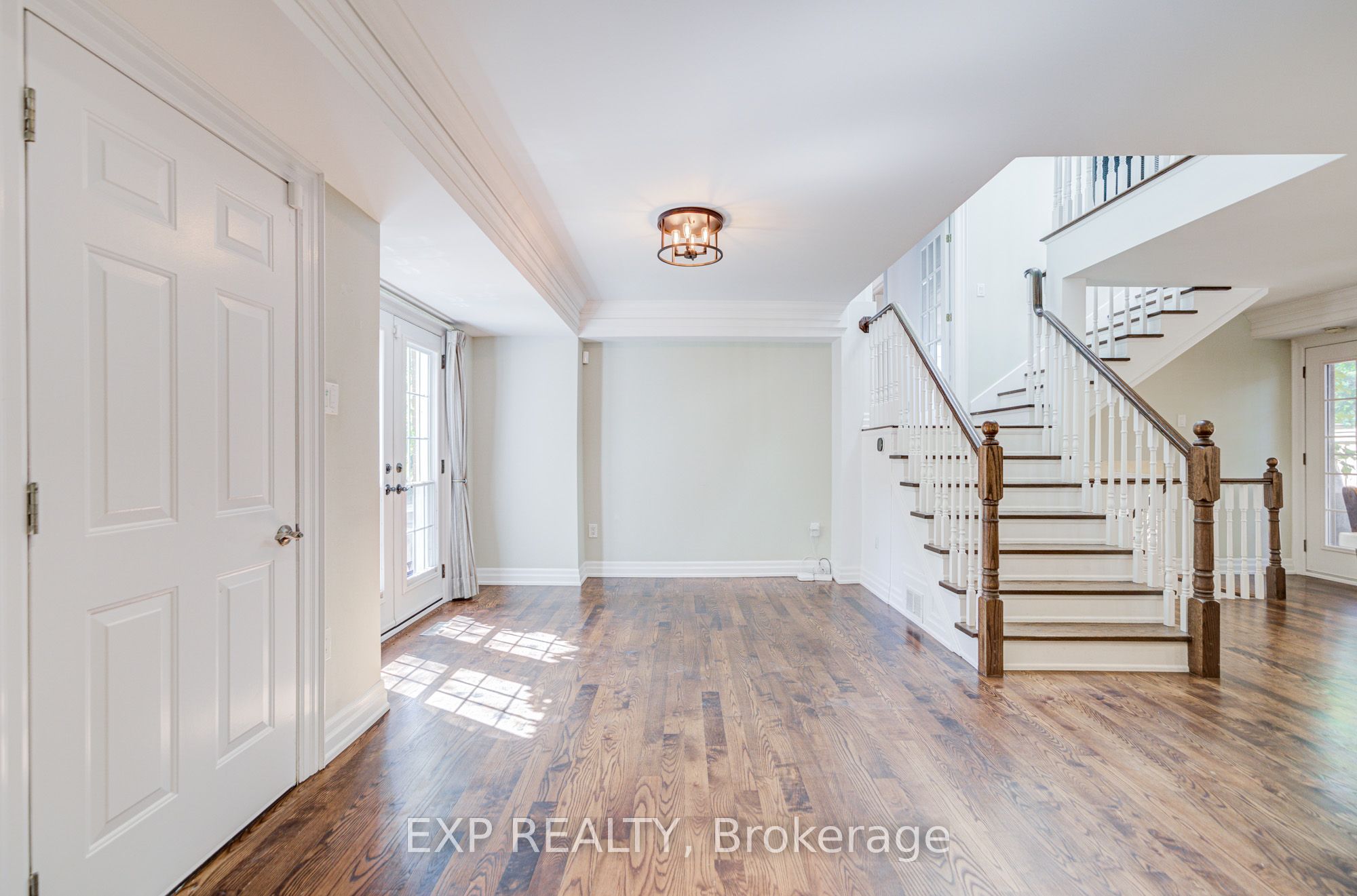 Additional image 4 of 82 Derby Court, Newmarket, ON, L3Y 5Z9