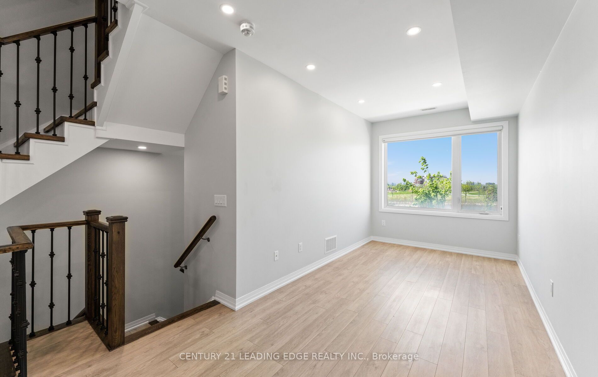265 Downsview Park Boulevard, Toronto, ON, M3K 0B6 photo 4