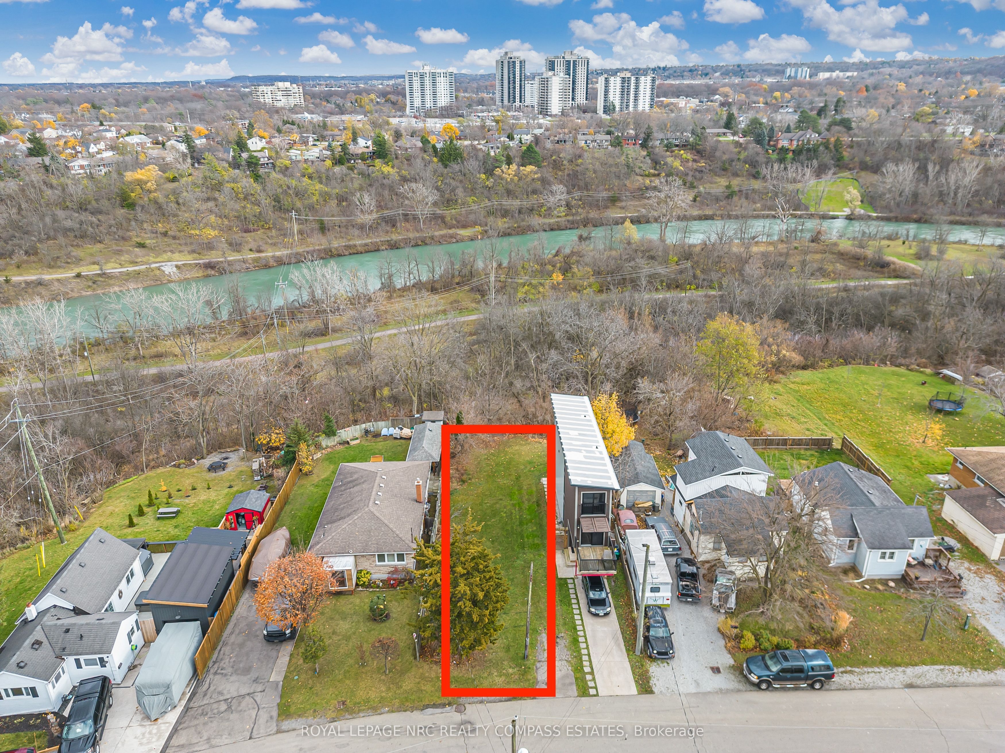 15 Hillview Road N, St. Catharines, ON, L2S 1S1