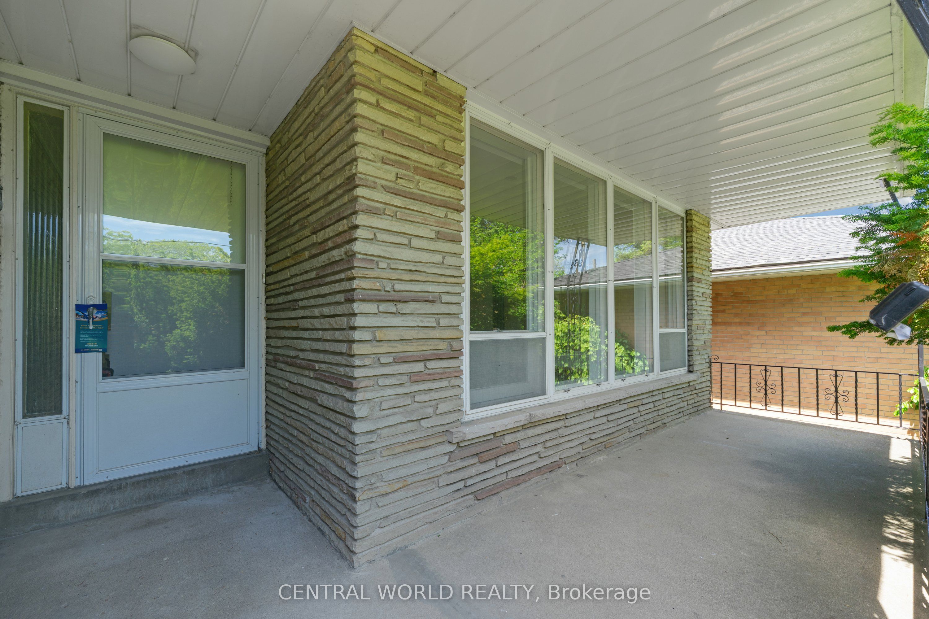 Additional image 4 of 38 Denrock Drive, Toronto, ON, M2K 1R2