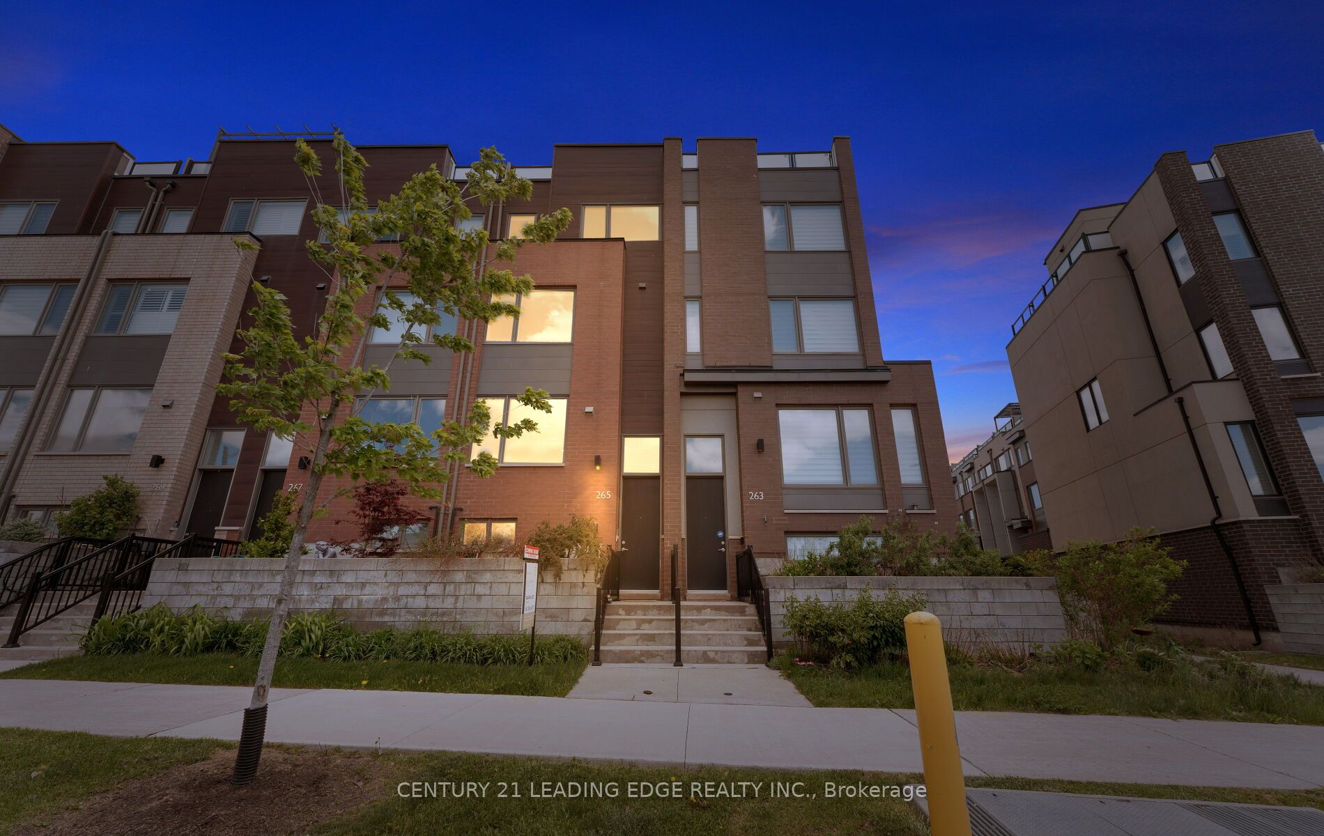 265 Downsview Park Boulevard, Toronto, ON, M3K 0B6 photo 2
