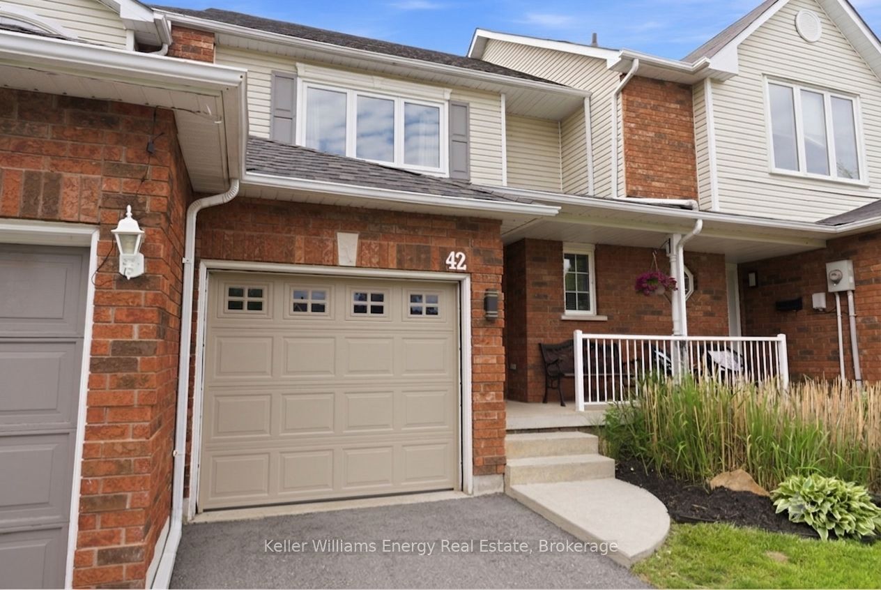 42 Cecil Found Crescent, Clarington, ON, L1E 2W1 photo 2