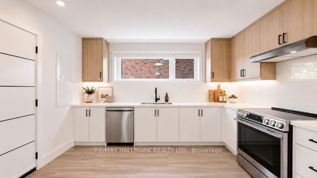 Main Floor-655 O'connor Drive, Toronto, ON, M4C 3A8 photo 5