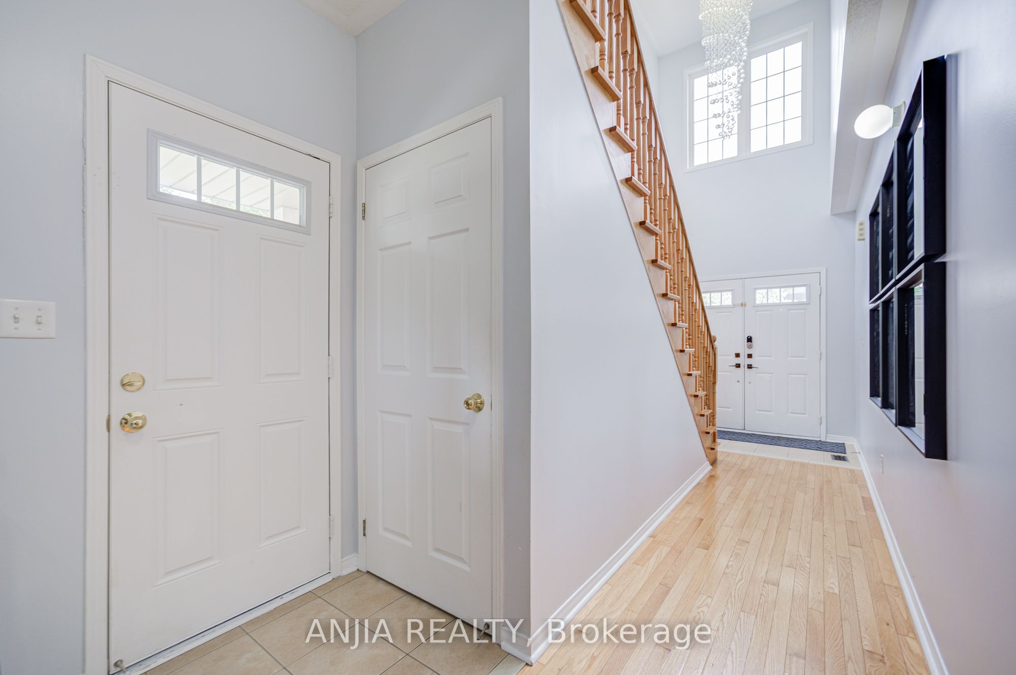 Additional image 5 of 2 Horn Street, Whitchurch-stouffville, ON, L4A 0X9