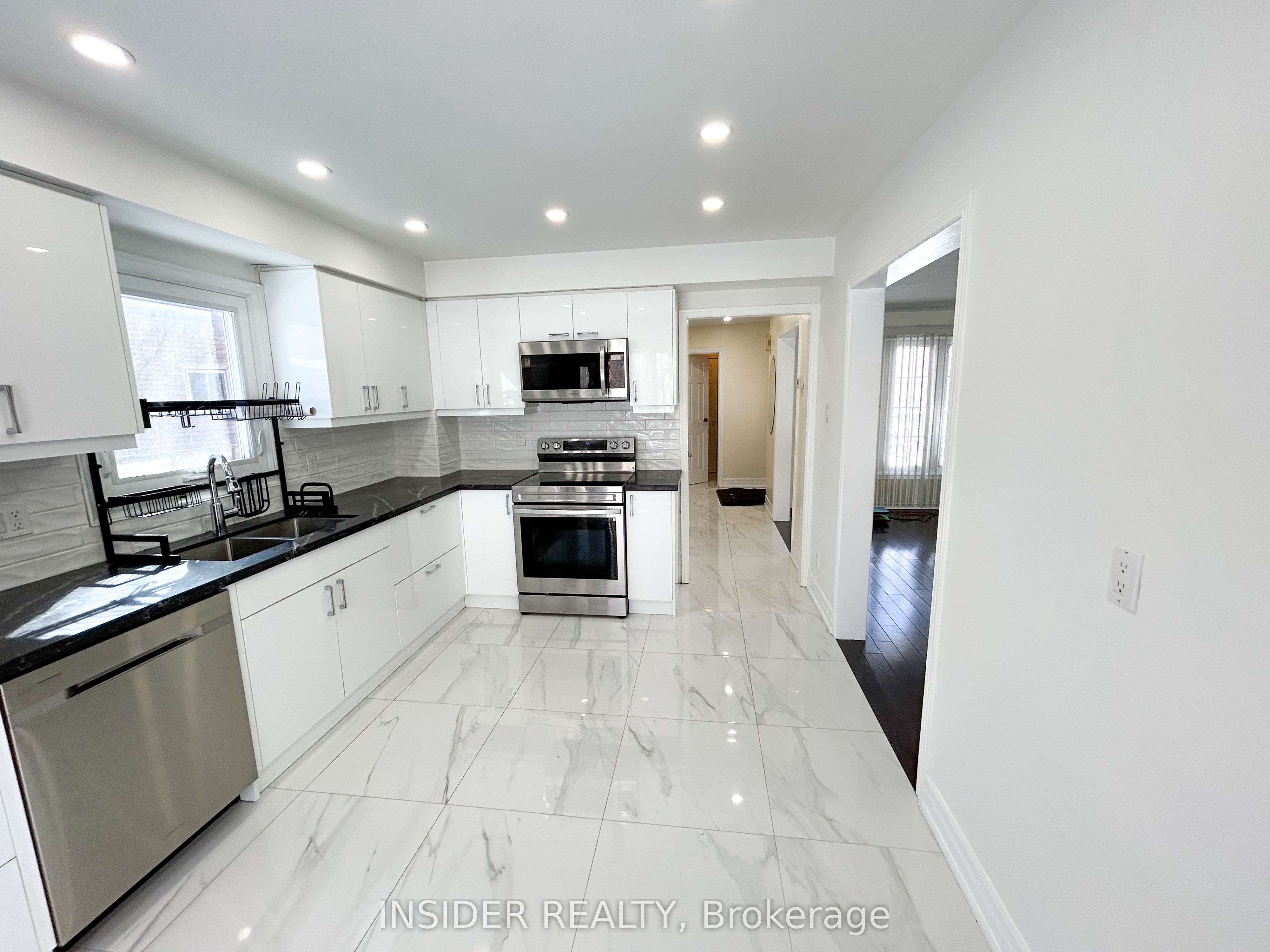 98 White Boulevard, Vaughan, ON, L4J 5Z5 photo 5