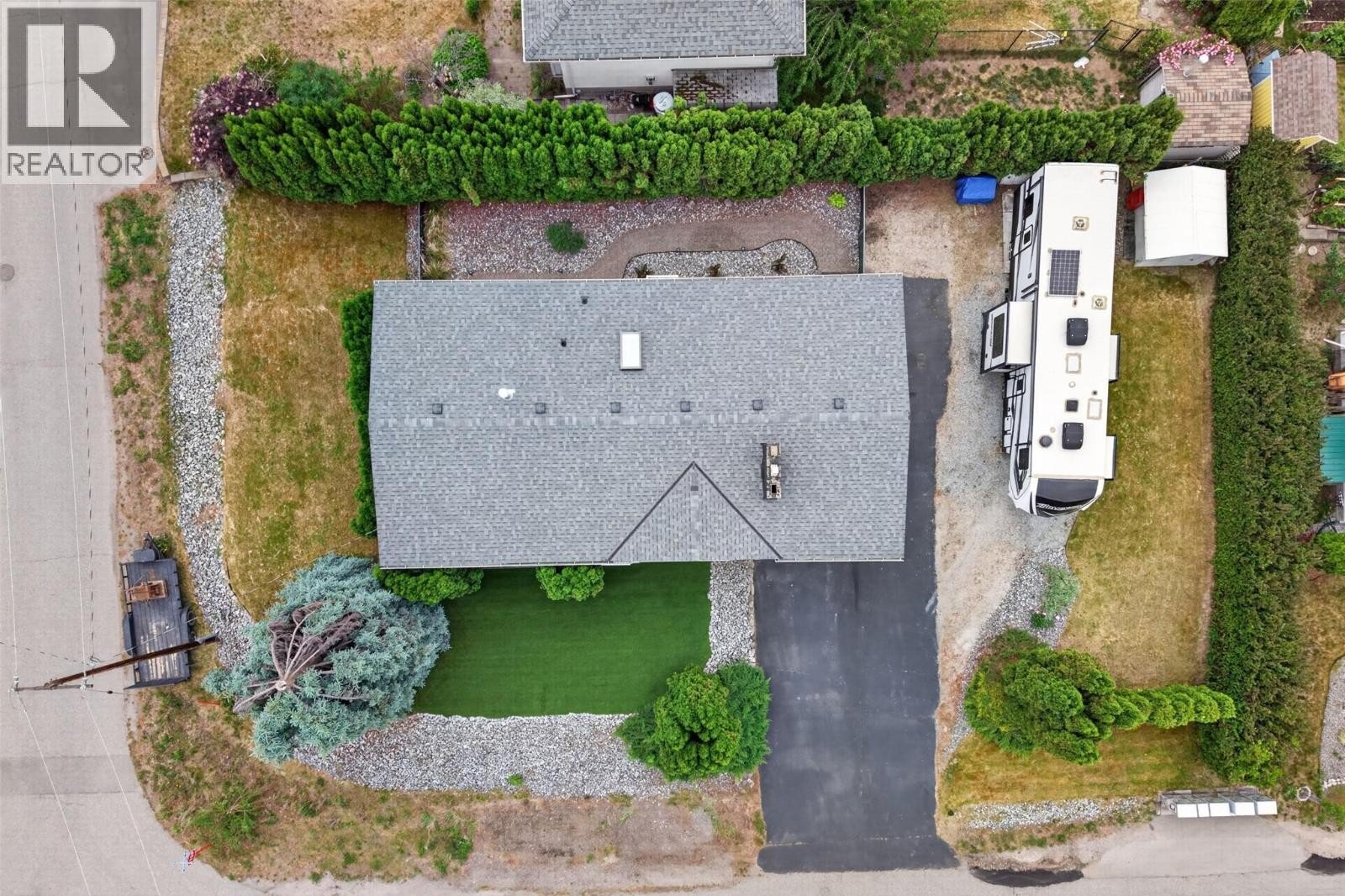 Additional image 8 of 1685 Jonathan Road, Kelowna, BC, V1P1A7