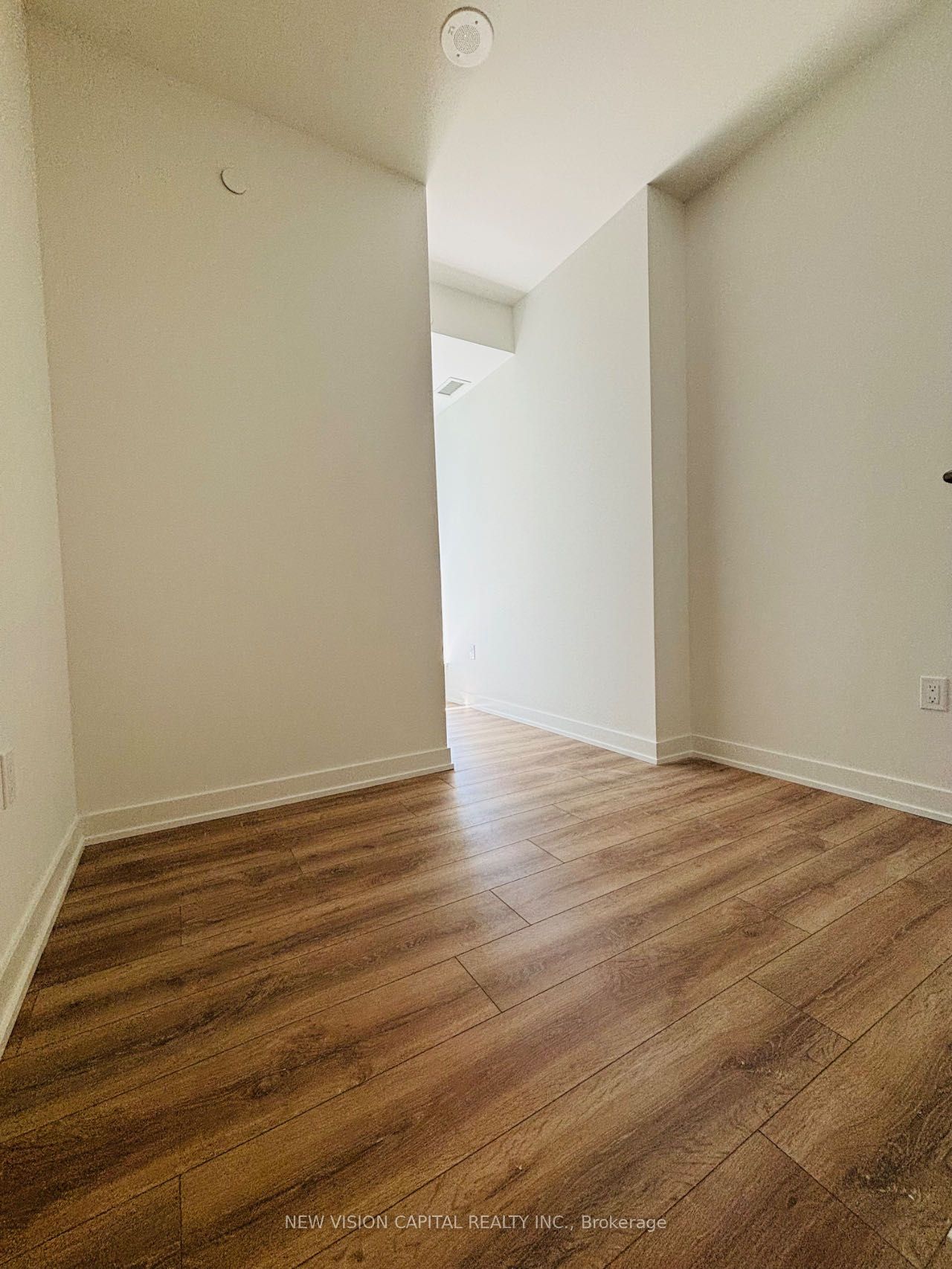 Additional image 4 of 2903-5 Quarrington Lane, Toronto, ON, M3C 1H7