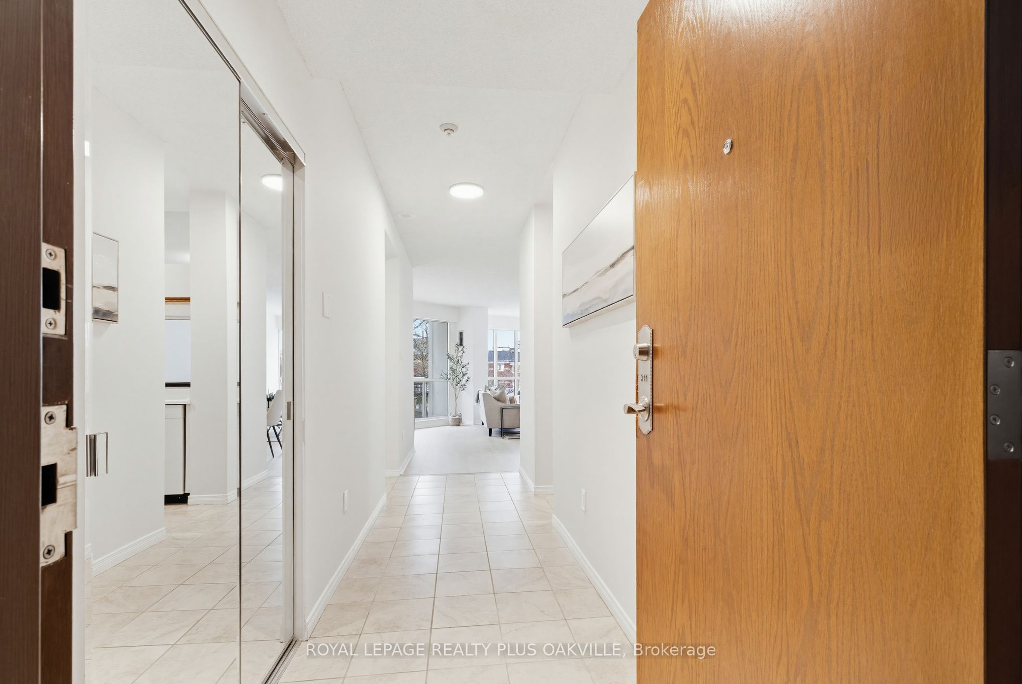 311-2511 Lakeshore Road W, Oakville, ON, L6L 6L9 photo 5