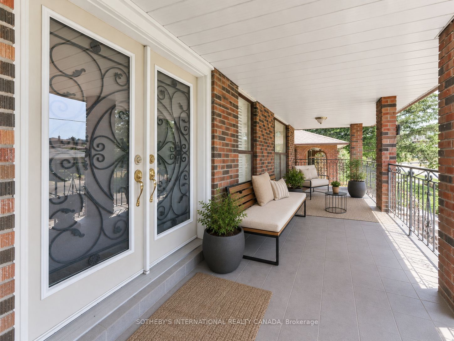 502 Queens Drive, Toronto, ON, M6L 1M8 photo 2