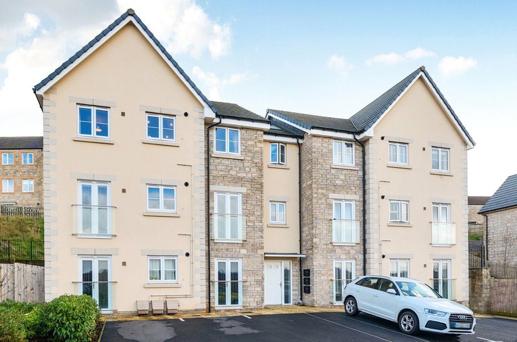 2 bed flat for saleOxleaze Way, Paulton, Bristol BS39