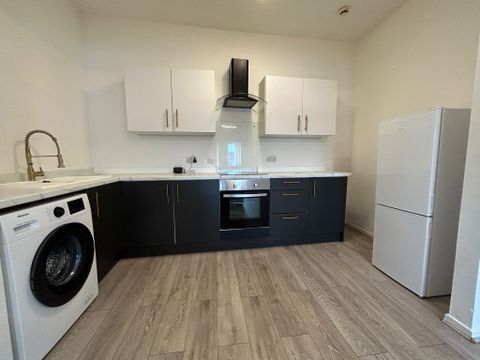 Bootle L20
