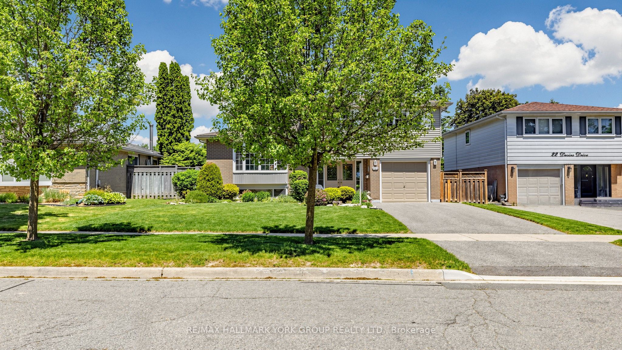 Additional image 2 of 24 Devins Drive, Aurora, ON, L4G 2Z1