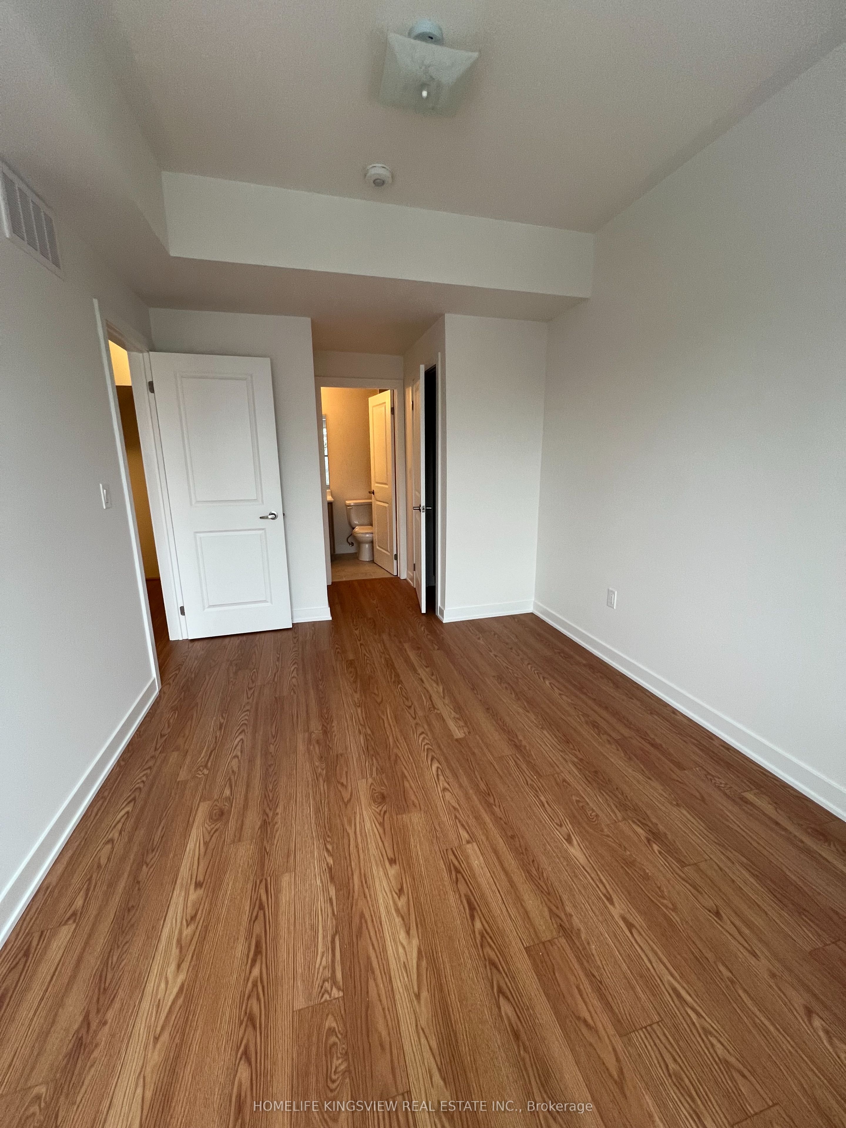 Additional image 6 of 231-15100 Yonge Street, Aurora, ON, L4G 1M2