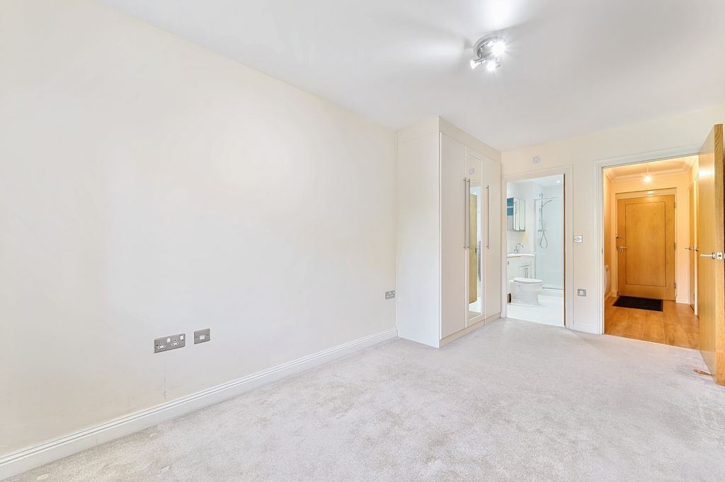 Additional image 10 of 2 bed flat for saleWharf Lane, Rickmansworth WD3