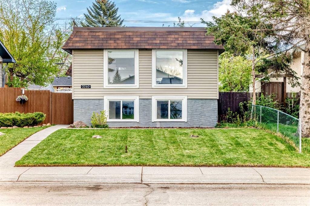 3240 Dovercliffe Road SE, Calgary, AB, T2B 1W2 photo 3