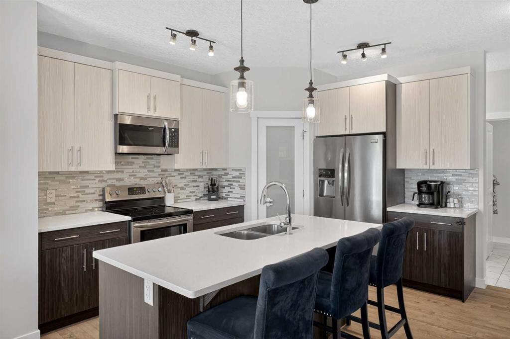 Additional image 6 of 42 Baysprings Way SW, Airdrie, AB, T4B 4C4