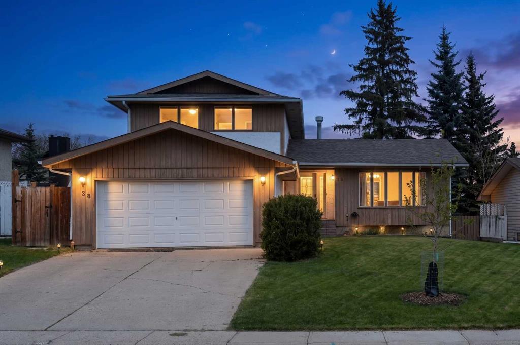 38 Suntree Lane, Okotoks, AB, T0L 1T1