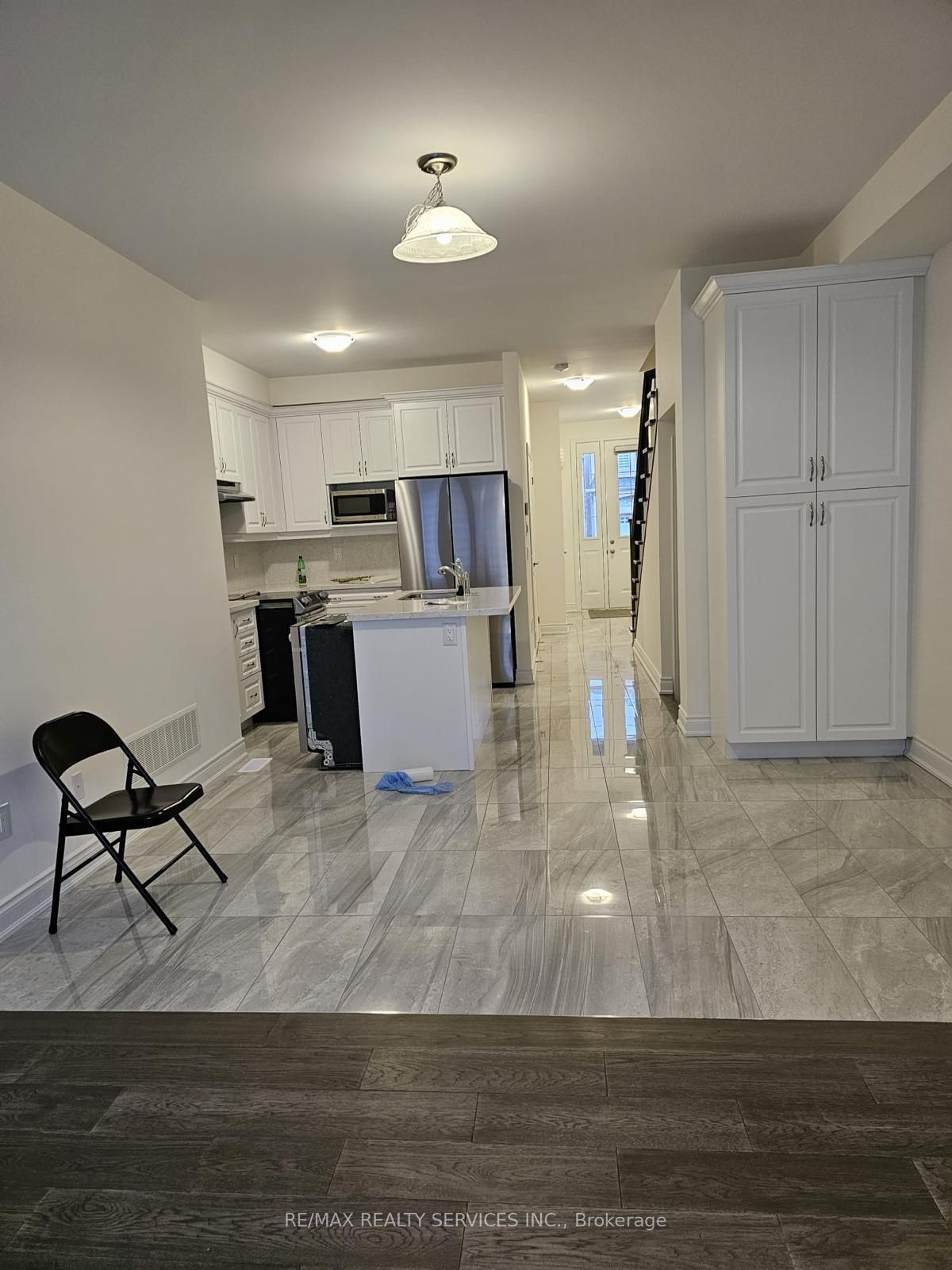 32 Donald Stewart Road, Brampton, ON, L7A 5J8 photo 2