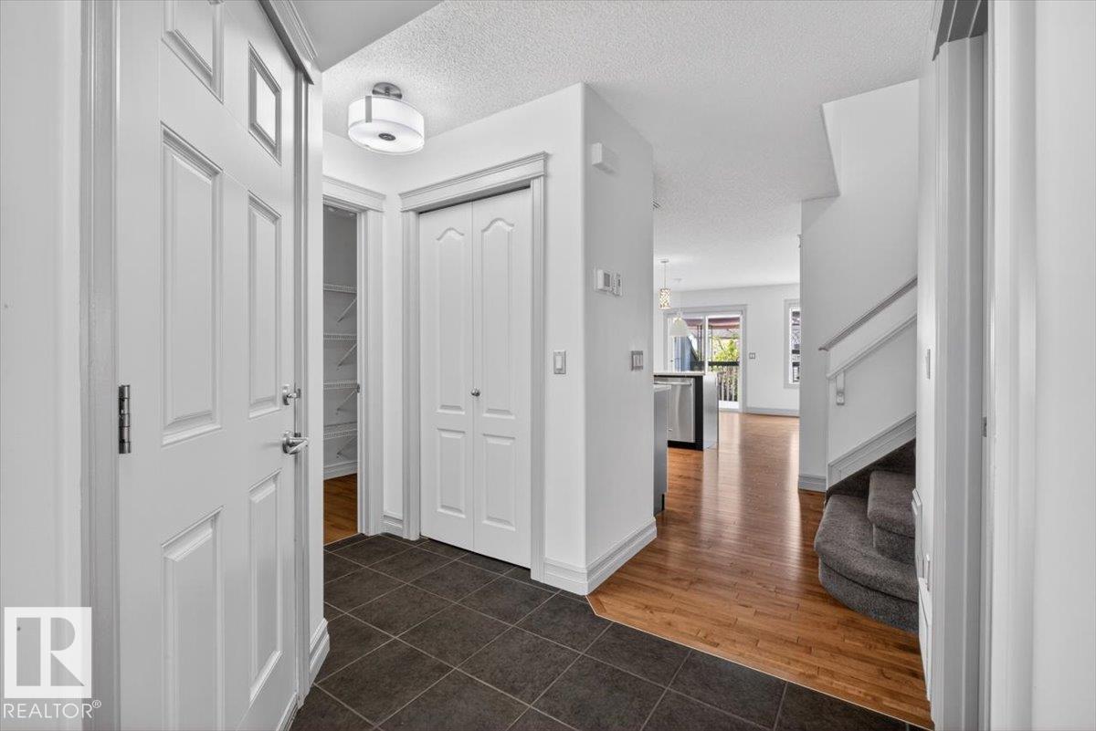 17325 6a Avenue SW, Edmonton, AB, T6W2A8 photo 5