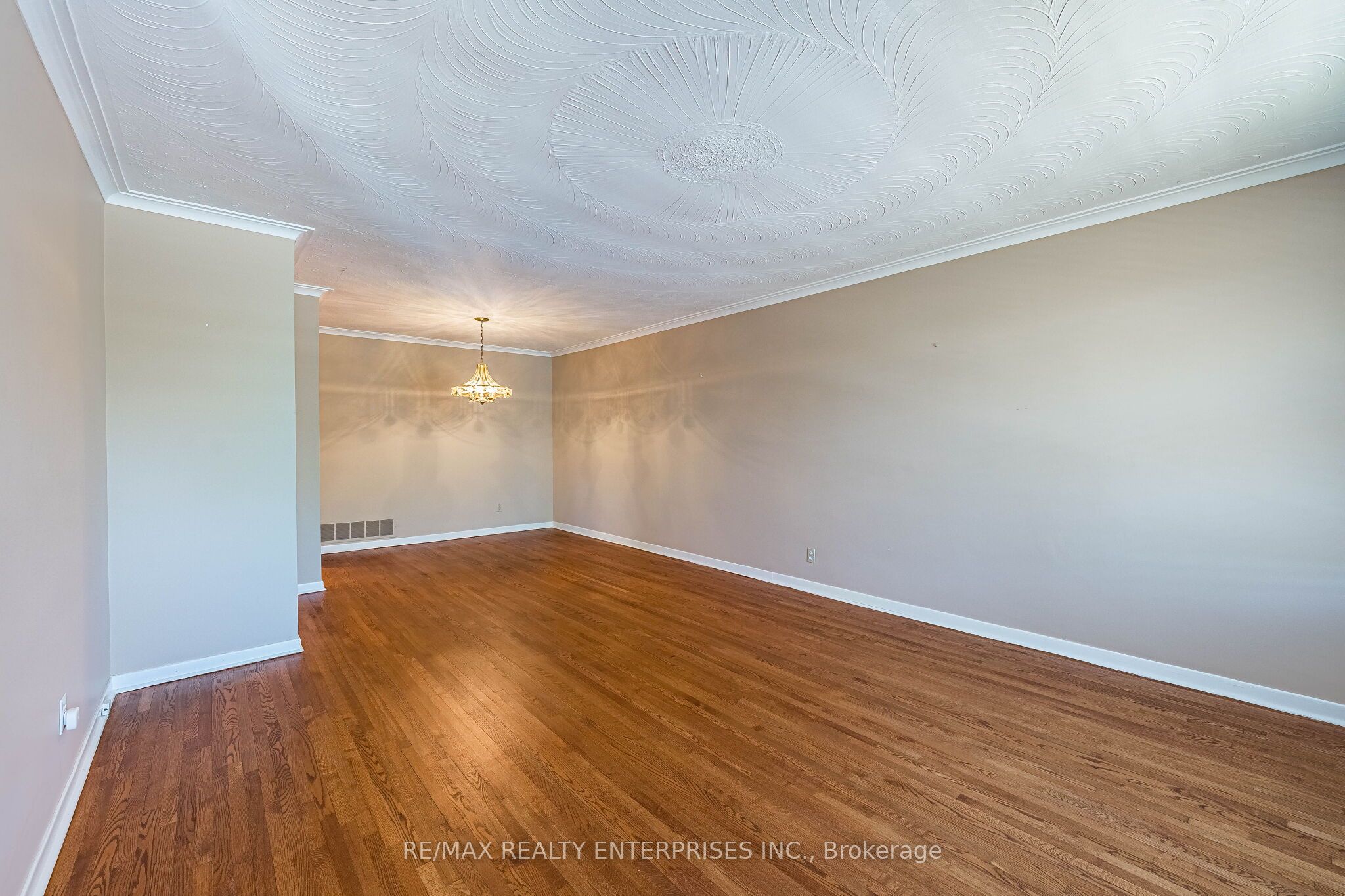Additional image 5 of 3669 Molly Avenue, Mississauga, ON, L5A 3G5