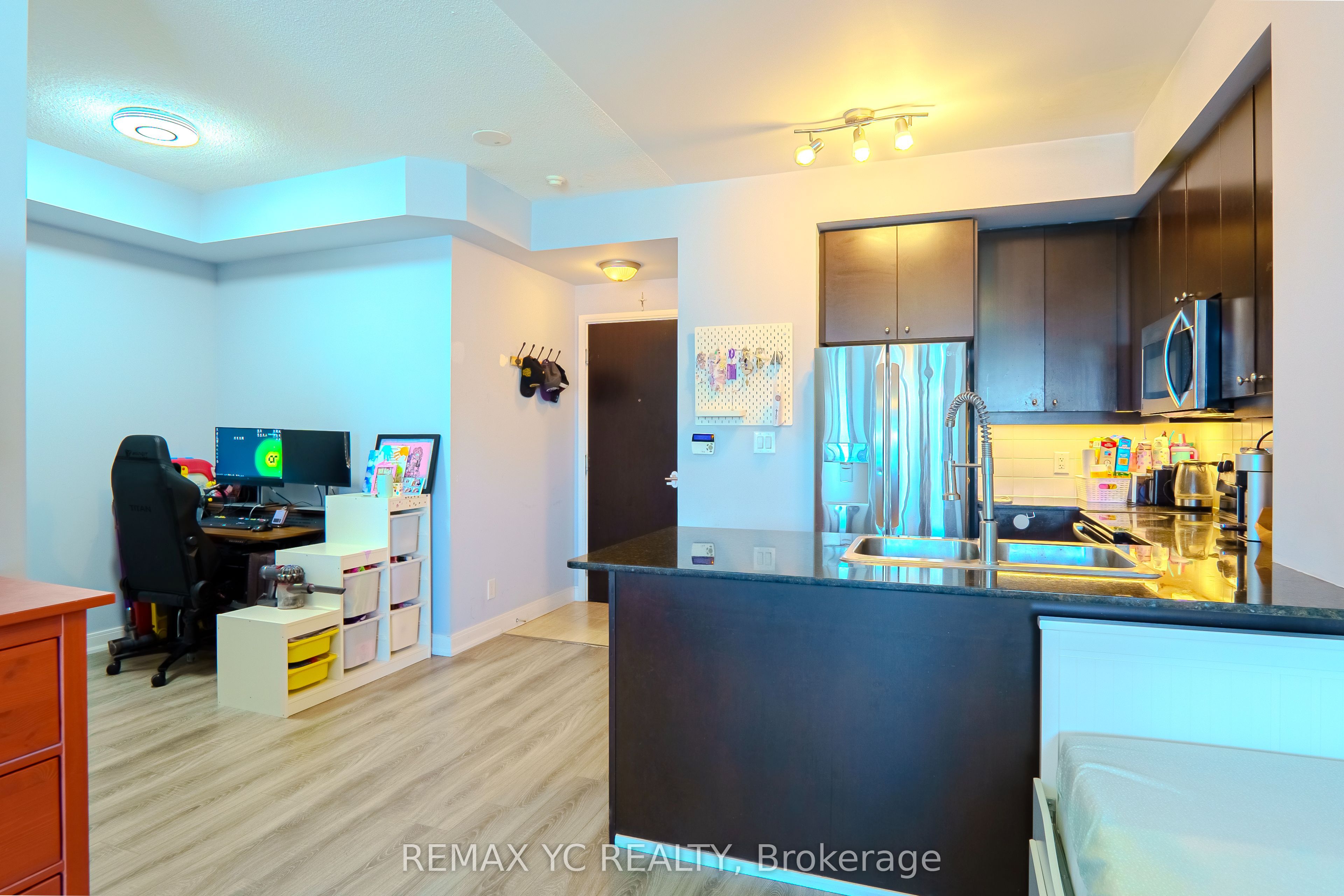 1809-50 Absolute Avenue, Mississauga, ON, L4Z 0A8 photo 4