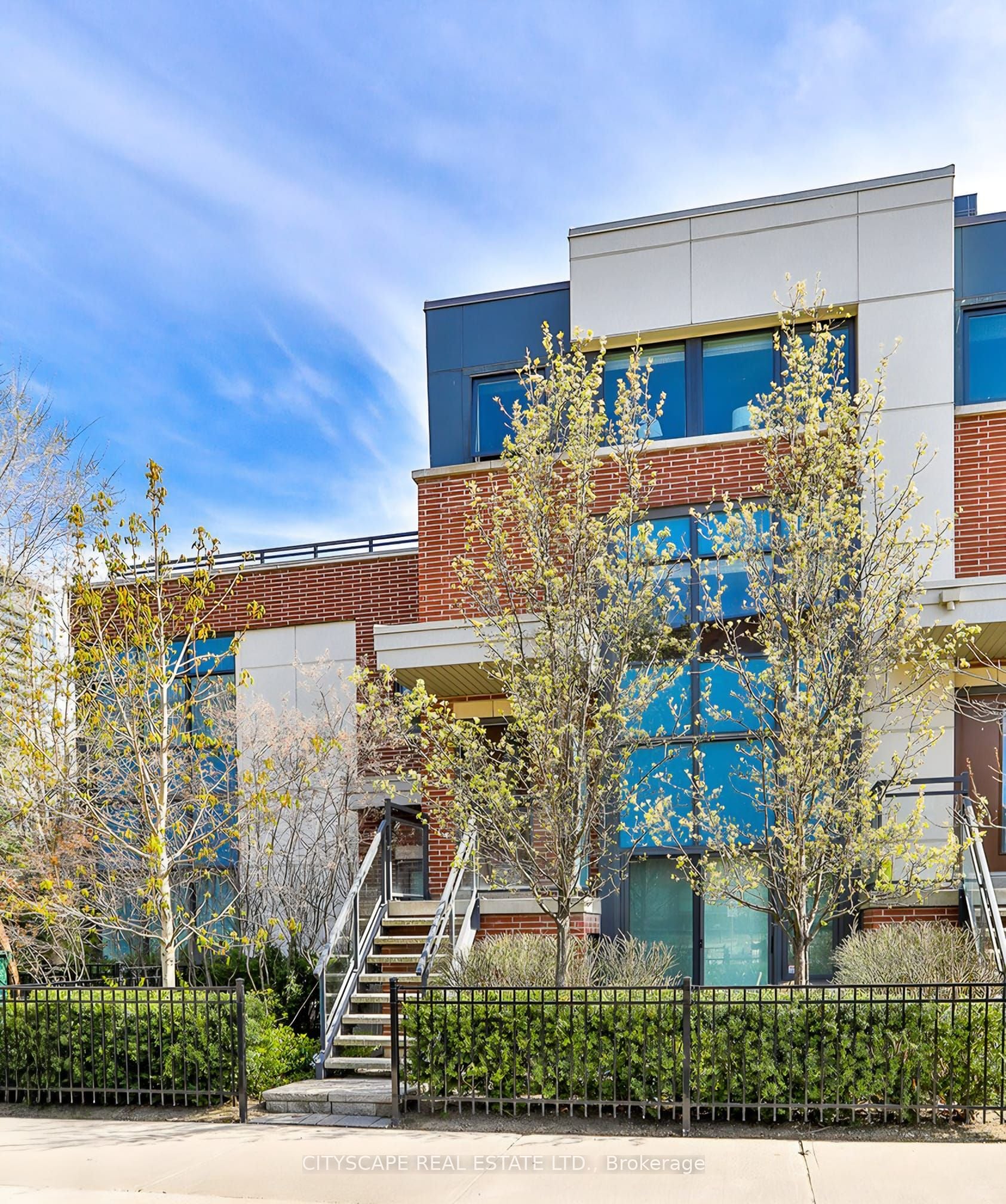 35 Oak Street, Toronto, ON, M5A 0A2 photo 2