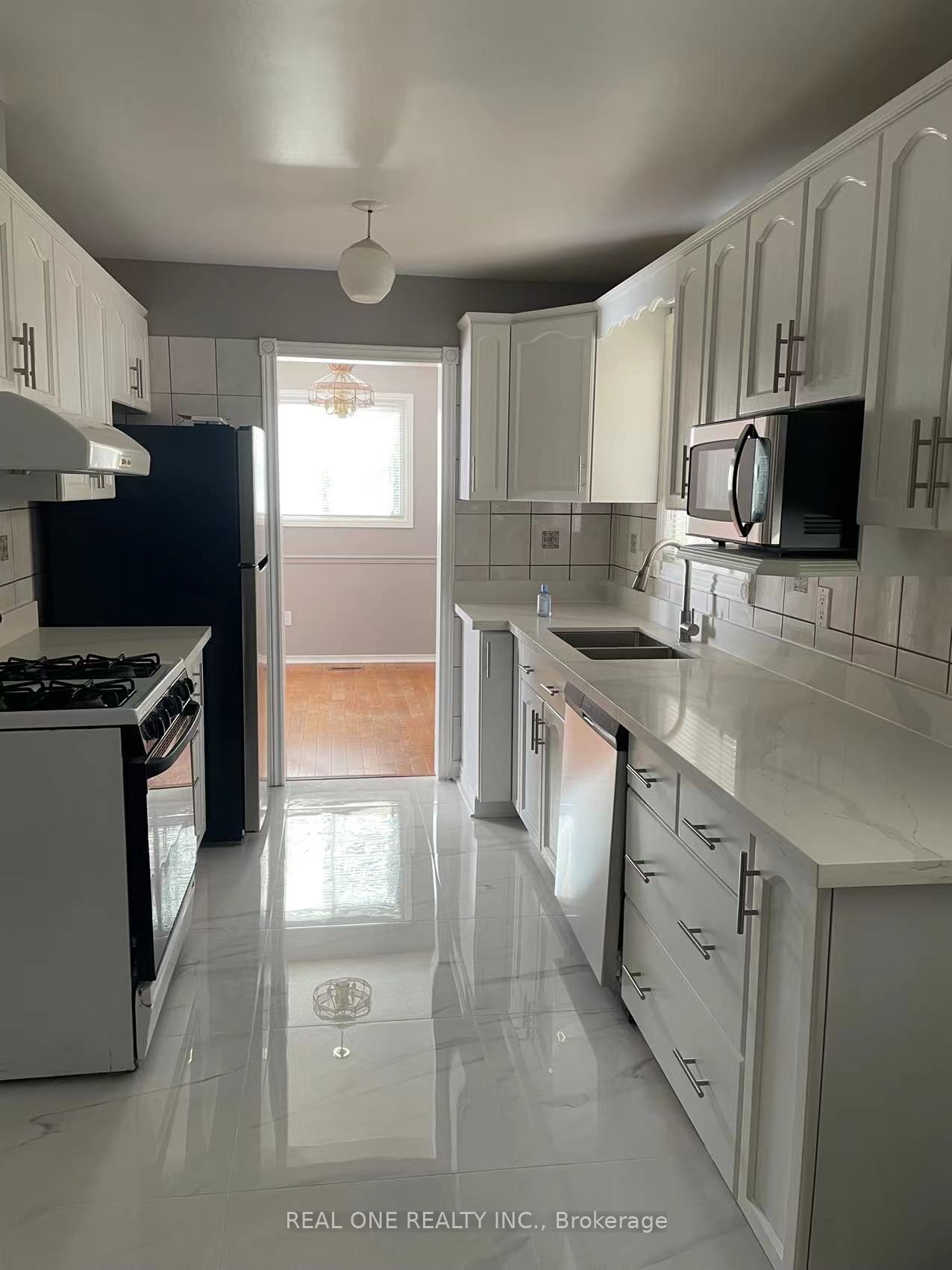 Additional image 4 of 6972 Cordingley Crescent, Mississauga, ON, L5N 4Z3