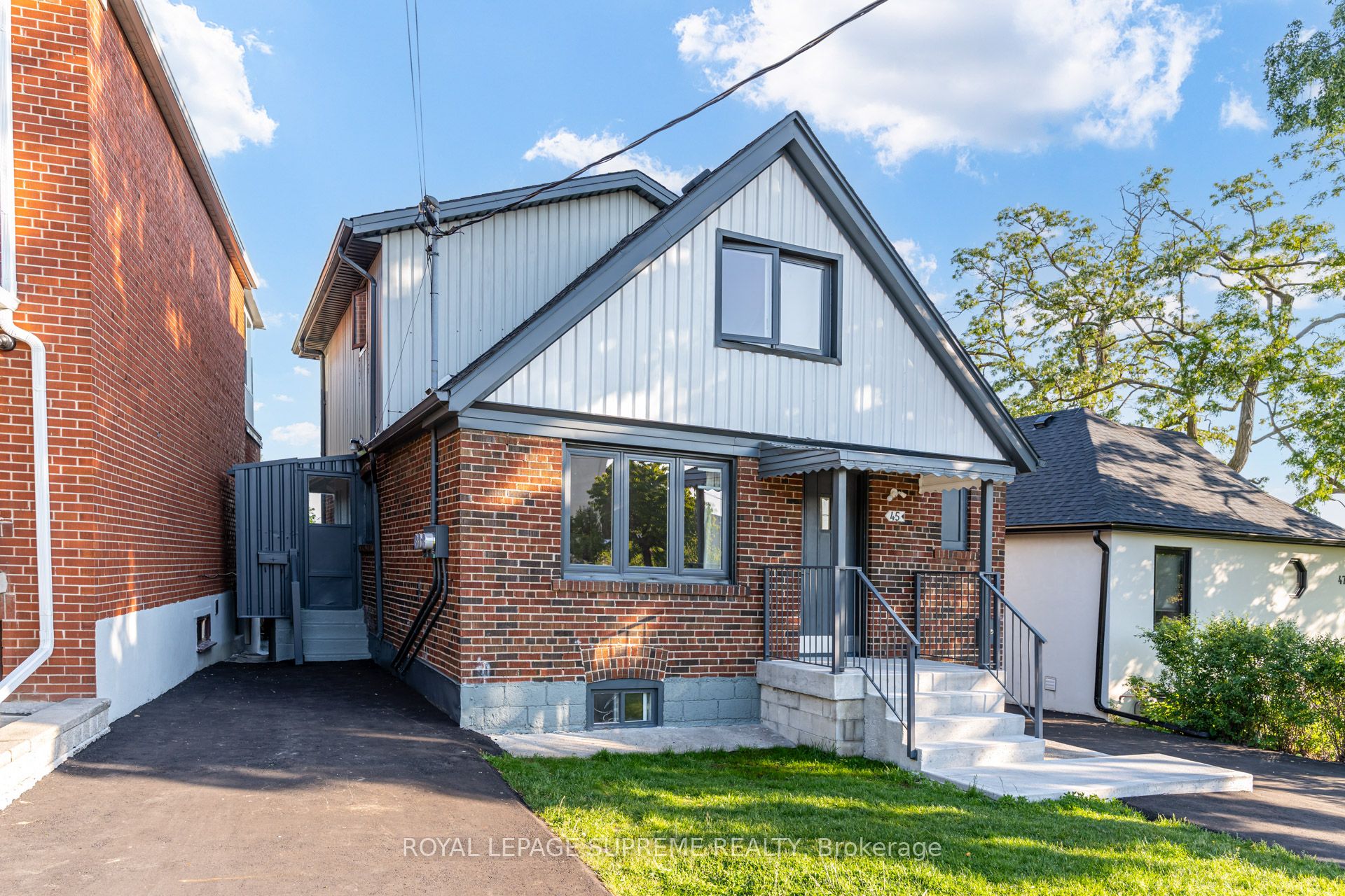 Additional image 2 of 45 Beechborough Avenue, Toronto, ON, M6M 1Z2