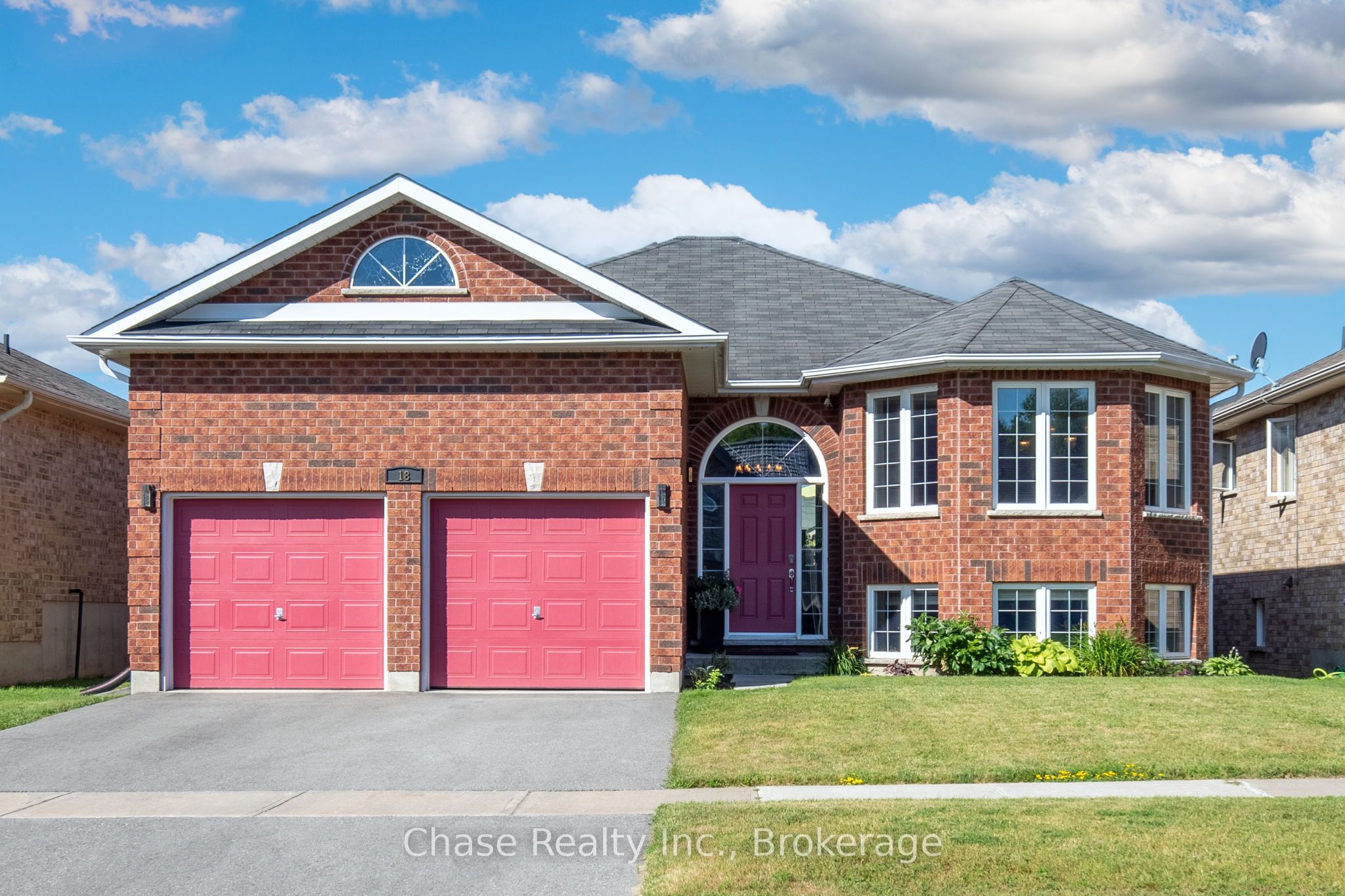 18 St Amant Road, Penetanguishene, ON, L9M 0A1