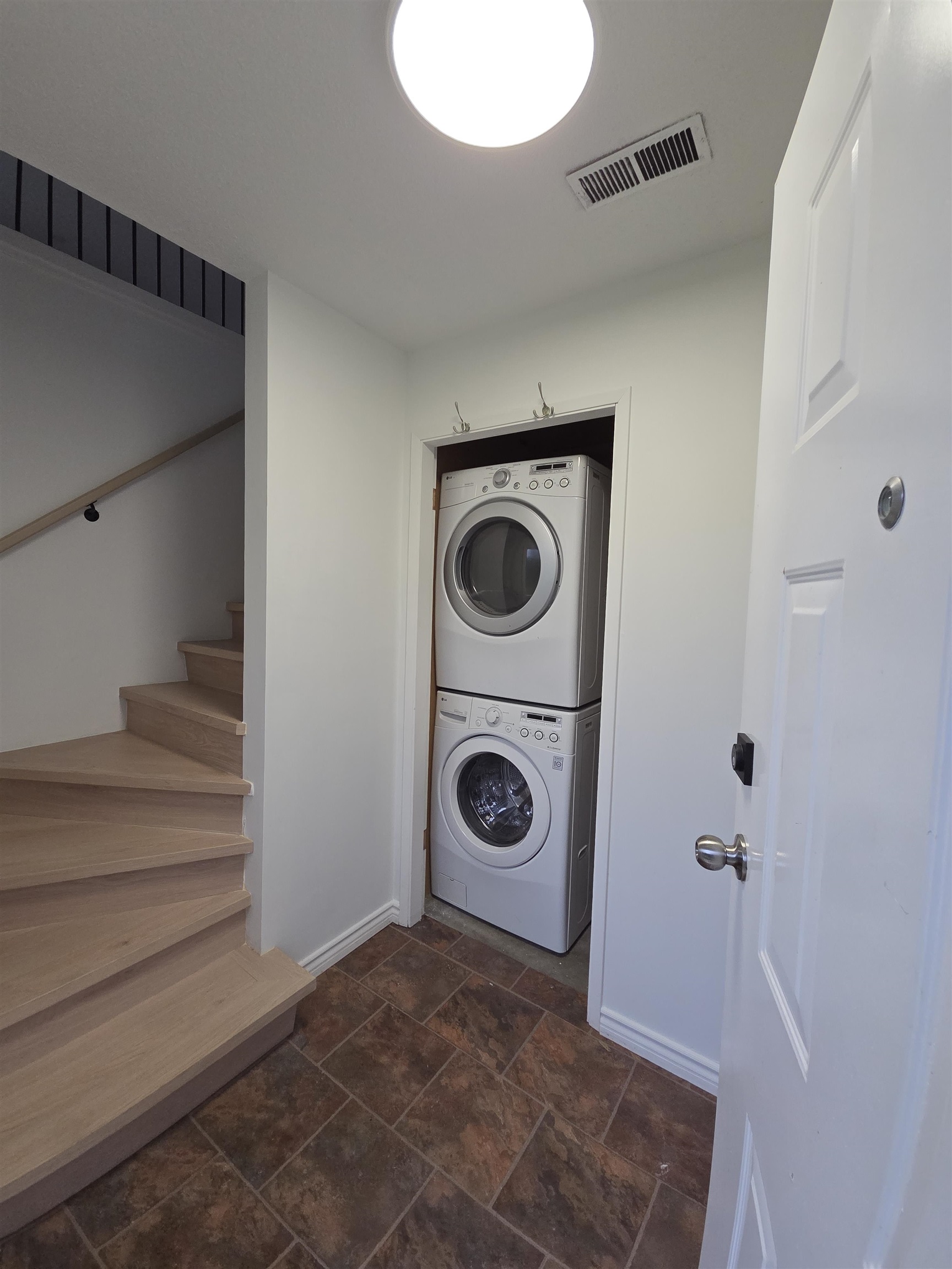Additional image 2 of 18138 59a Avenue, Surrey, BC, V3S 4V5