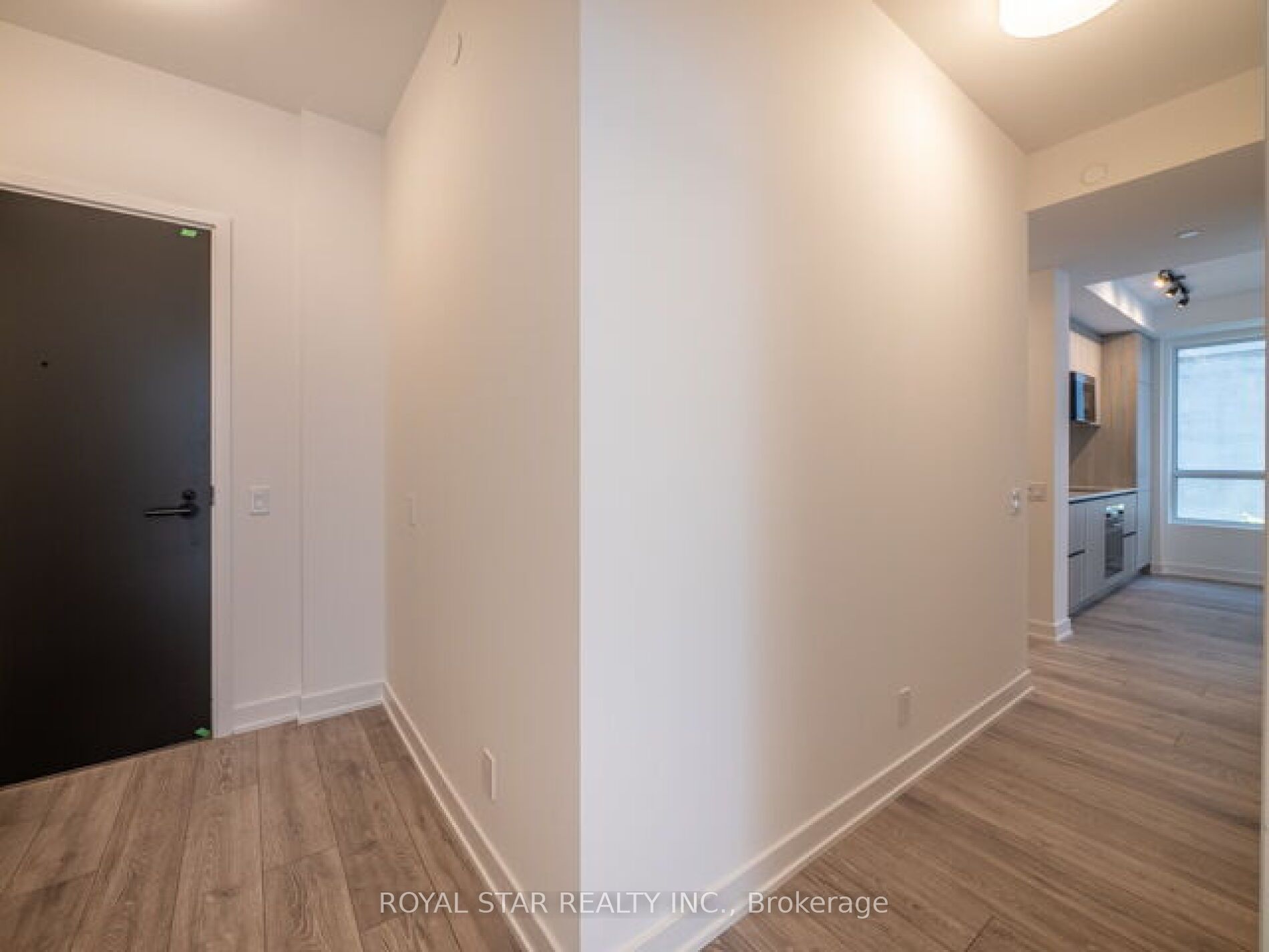 518-108 Peter Street, Toronto, ON, M5V 2G7 photo 4