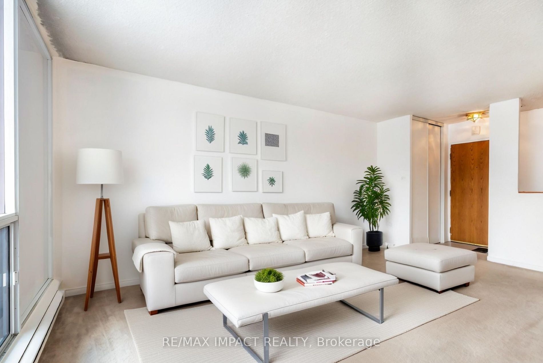 412-454 Centre Street, Oshawa, ON, L1H 4C2 photo 3