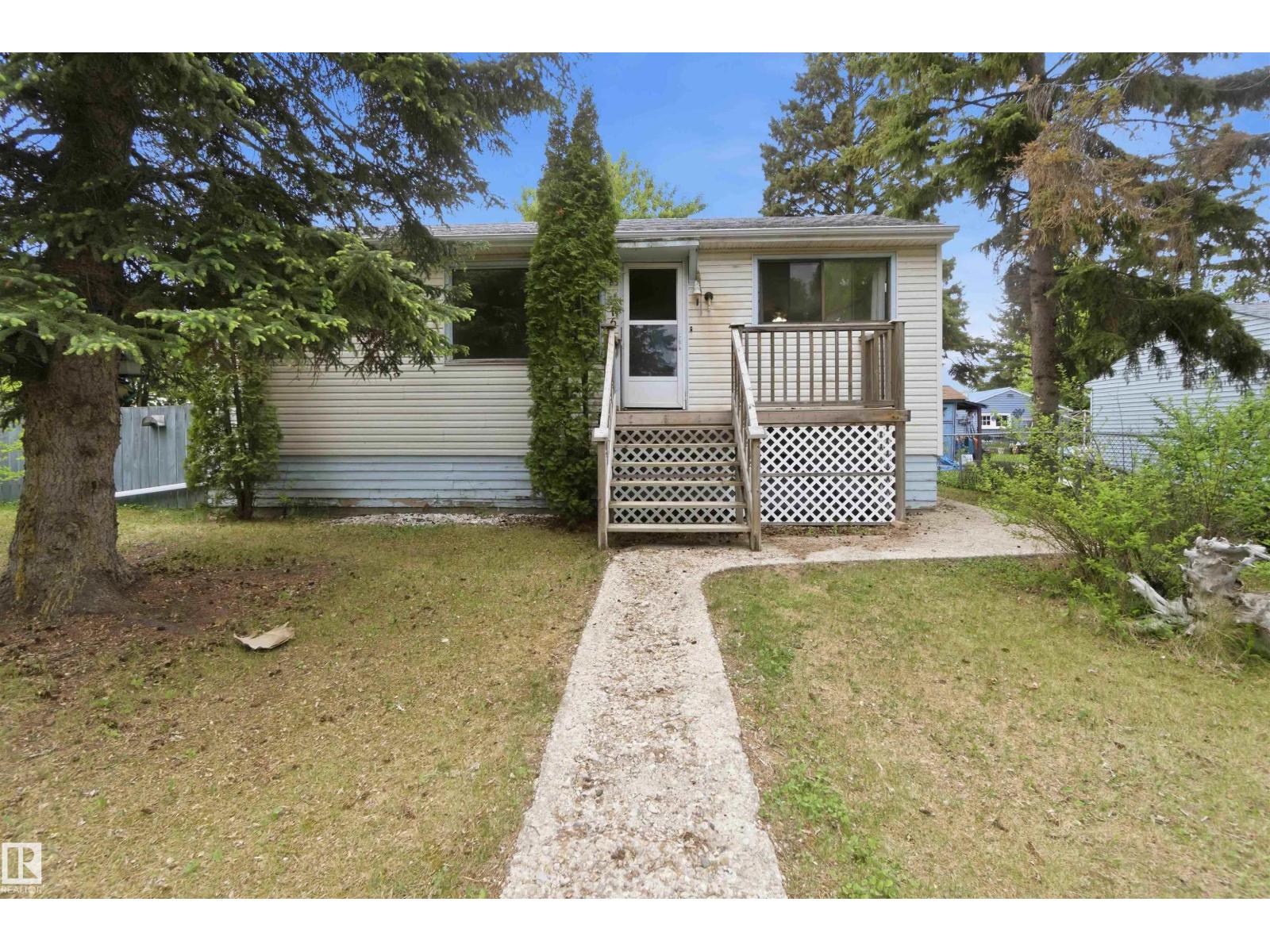 16 Michigan Street, Devon, AB, T9G1H6