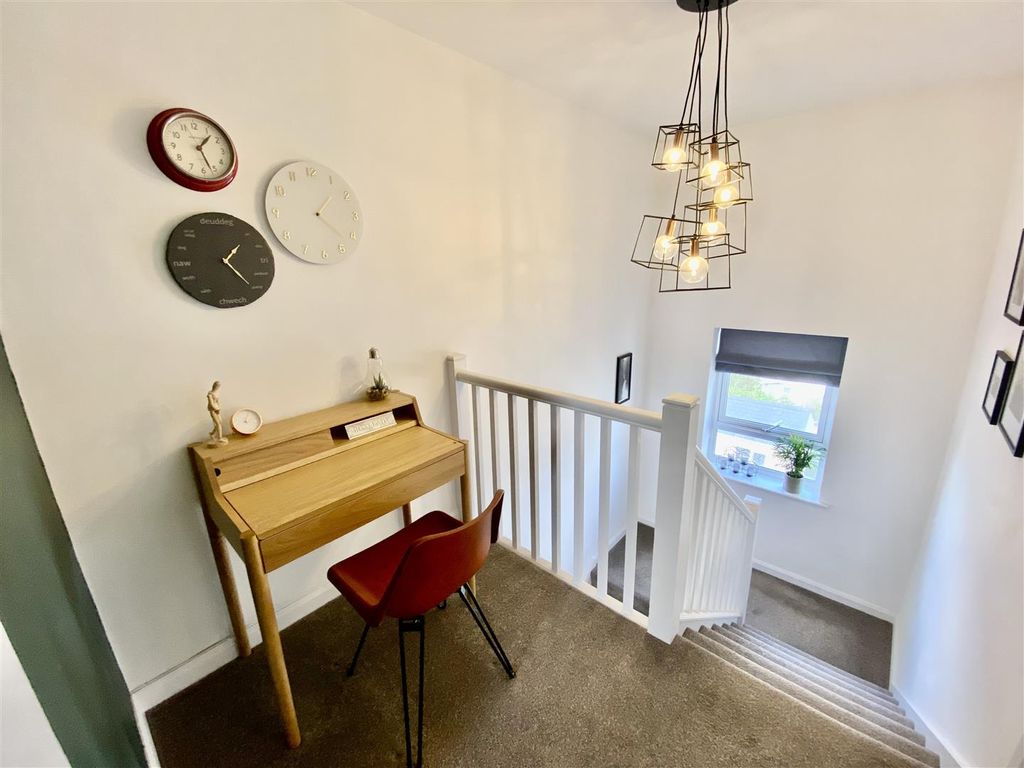 Additional image 29 of 5 bed town house for saleVictoria Parade, Pwllheli LL53