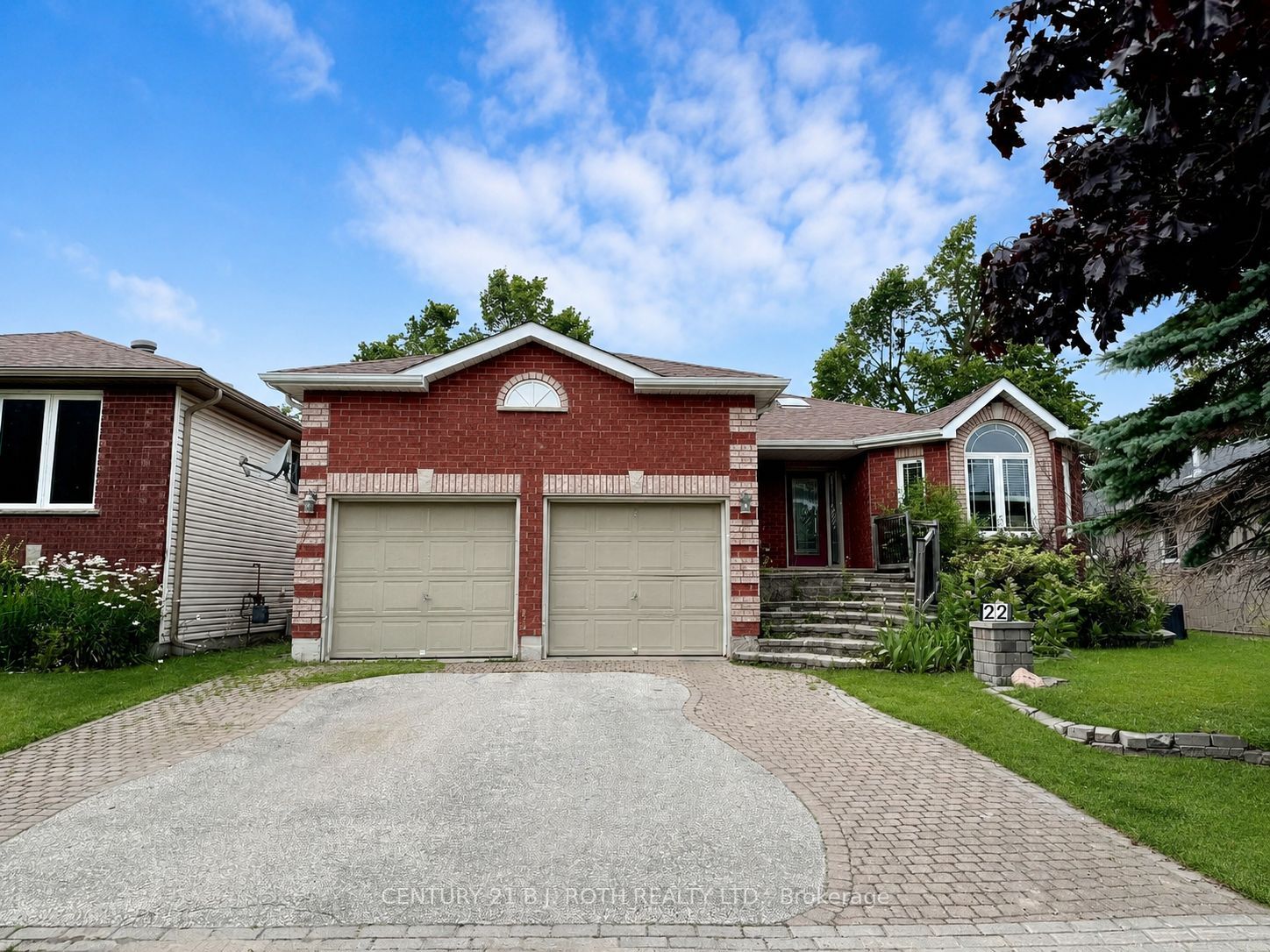Lower-22 Mapleton Avenue, Barrie, ON, L4N 7M2