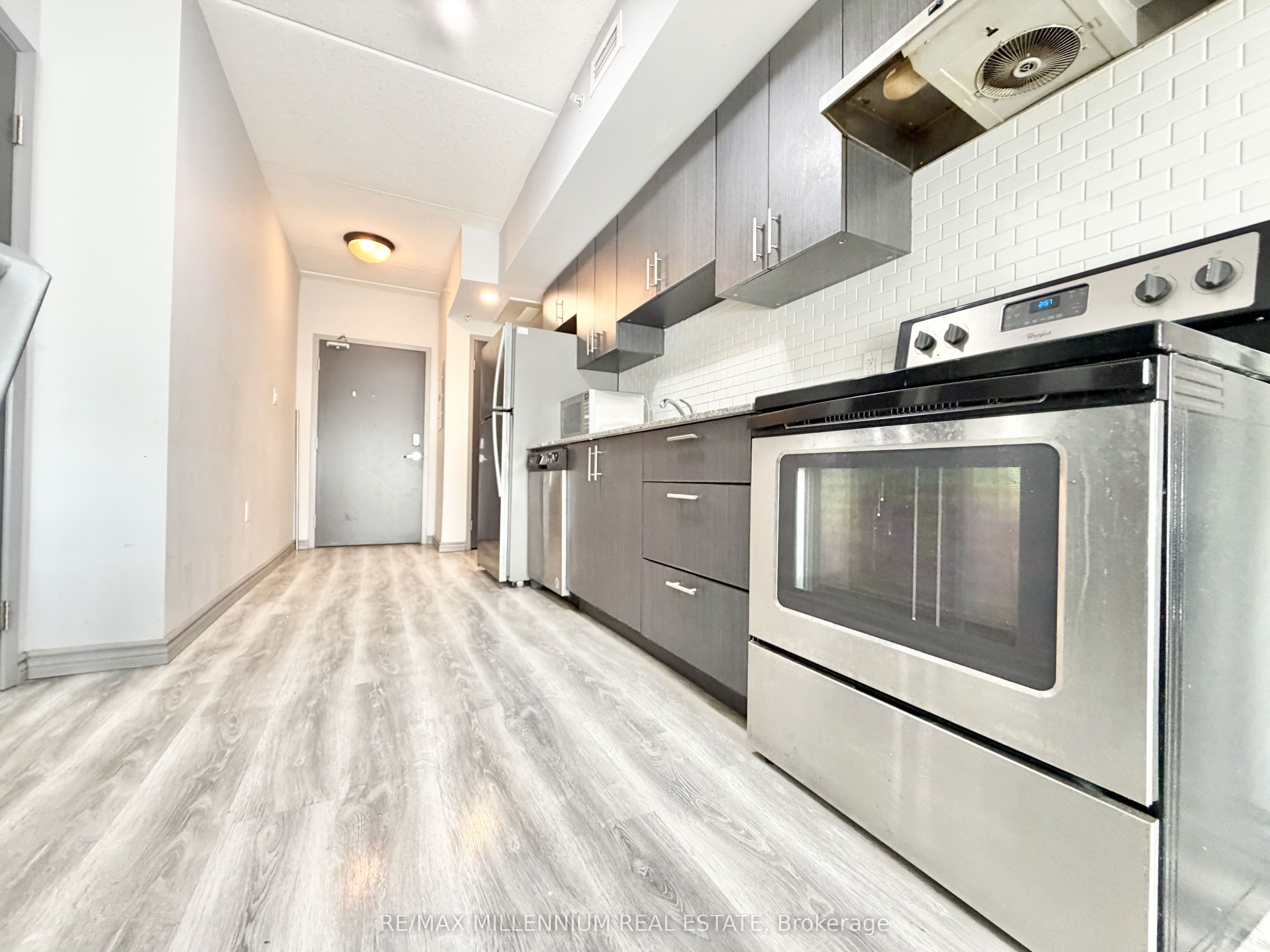 Additional image 3 of F210-275 Larch Street, Waterloo, ON, N2L 3R2
