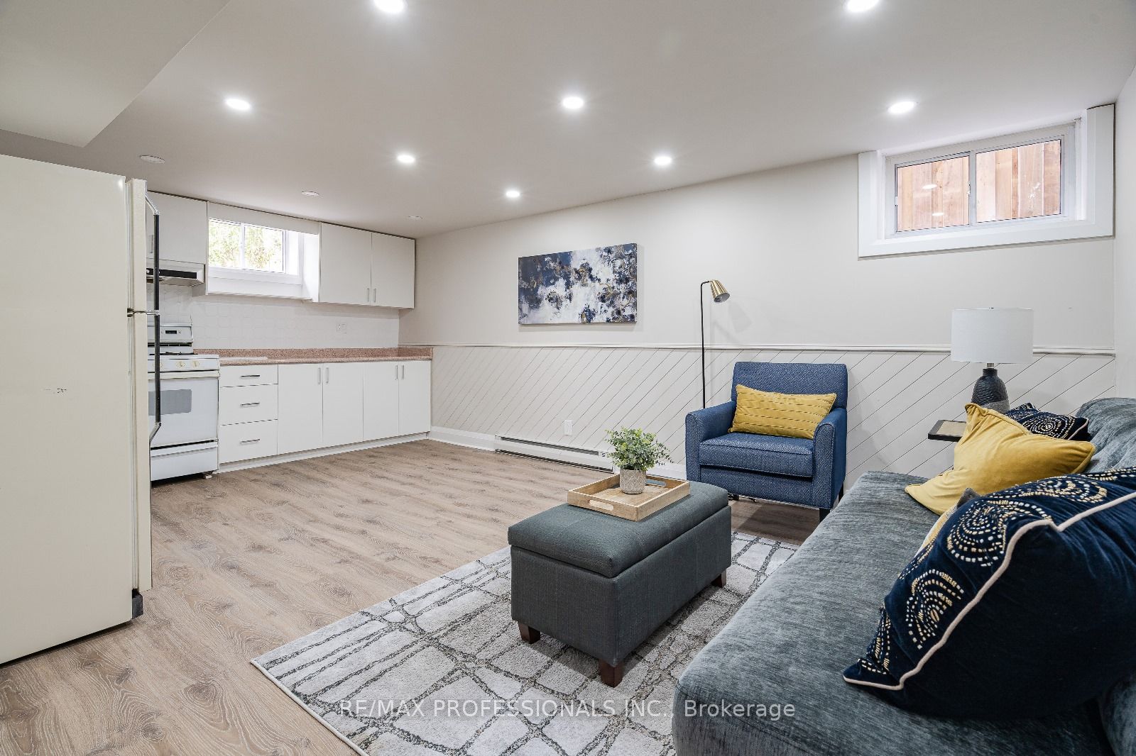 Additional image 3 of 364 Rathburn Road, Toronto, ON, M9B 2M1