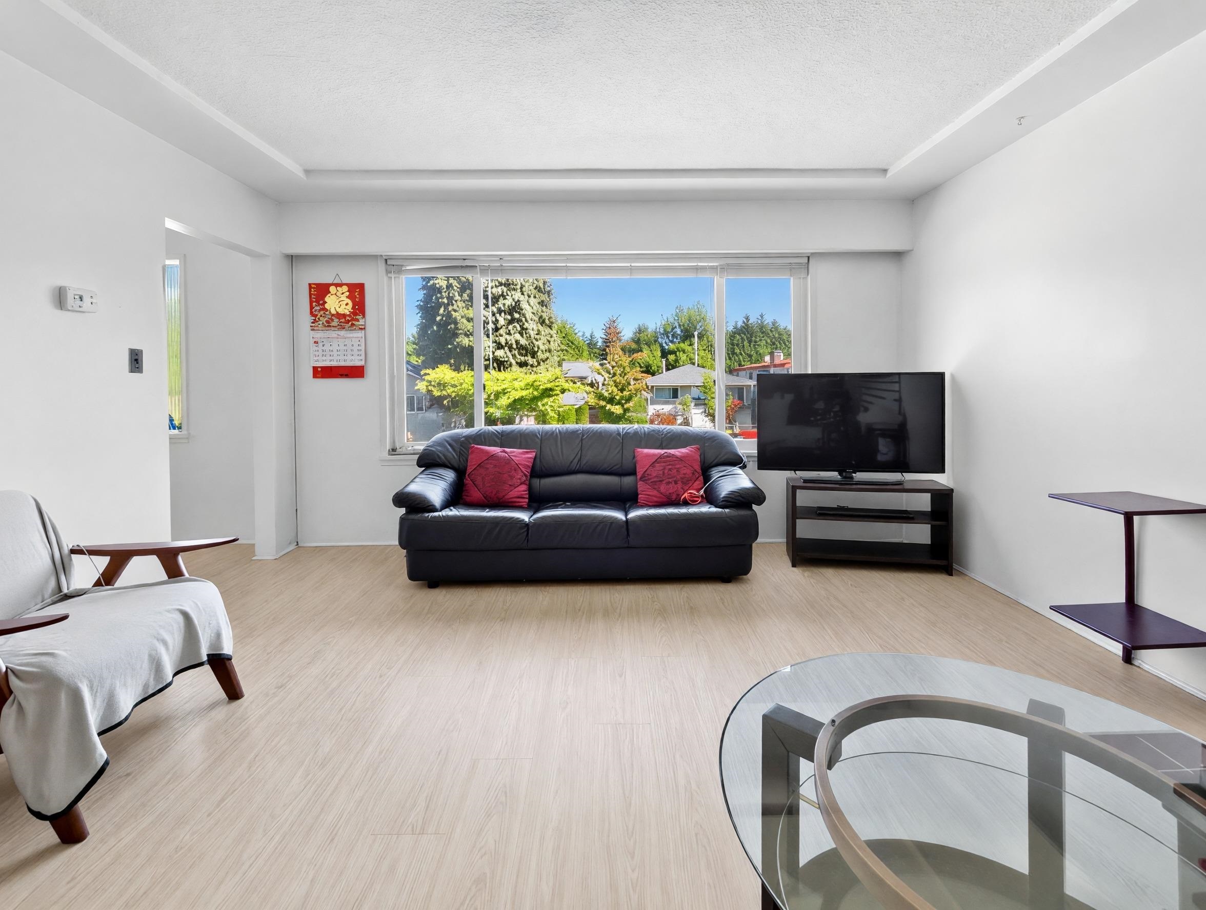 Additional image 3 of 2514 27th Avenue E, Vancouver, BC, V5R 1N1