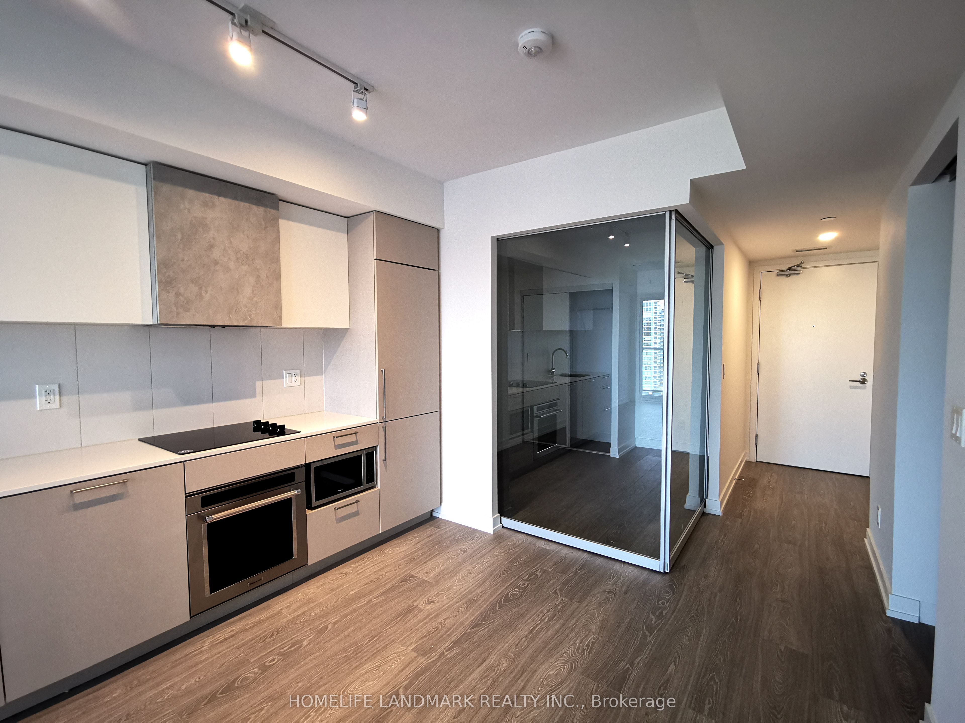 Additional image 3 of 1908-19 Western Battery Road, Toronto, ON, M6K 3S4