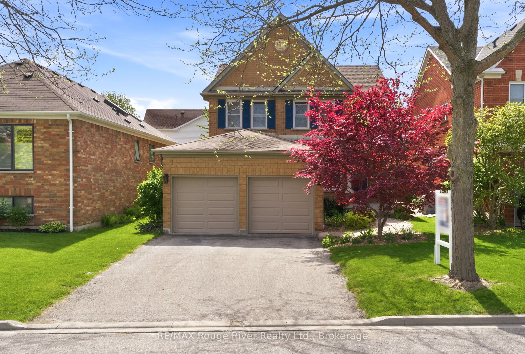 46 Wetherburn Drive, Whitby, ON, L1P 1M7