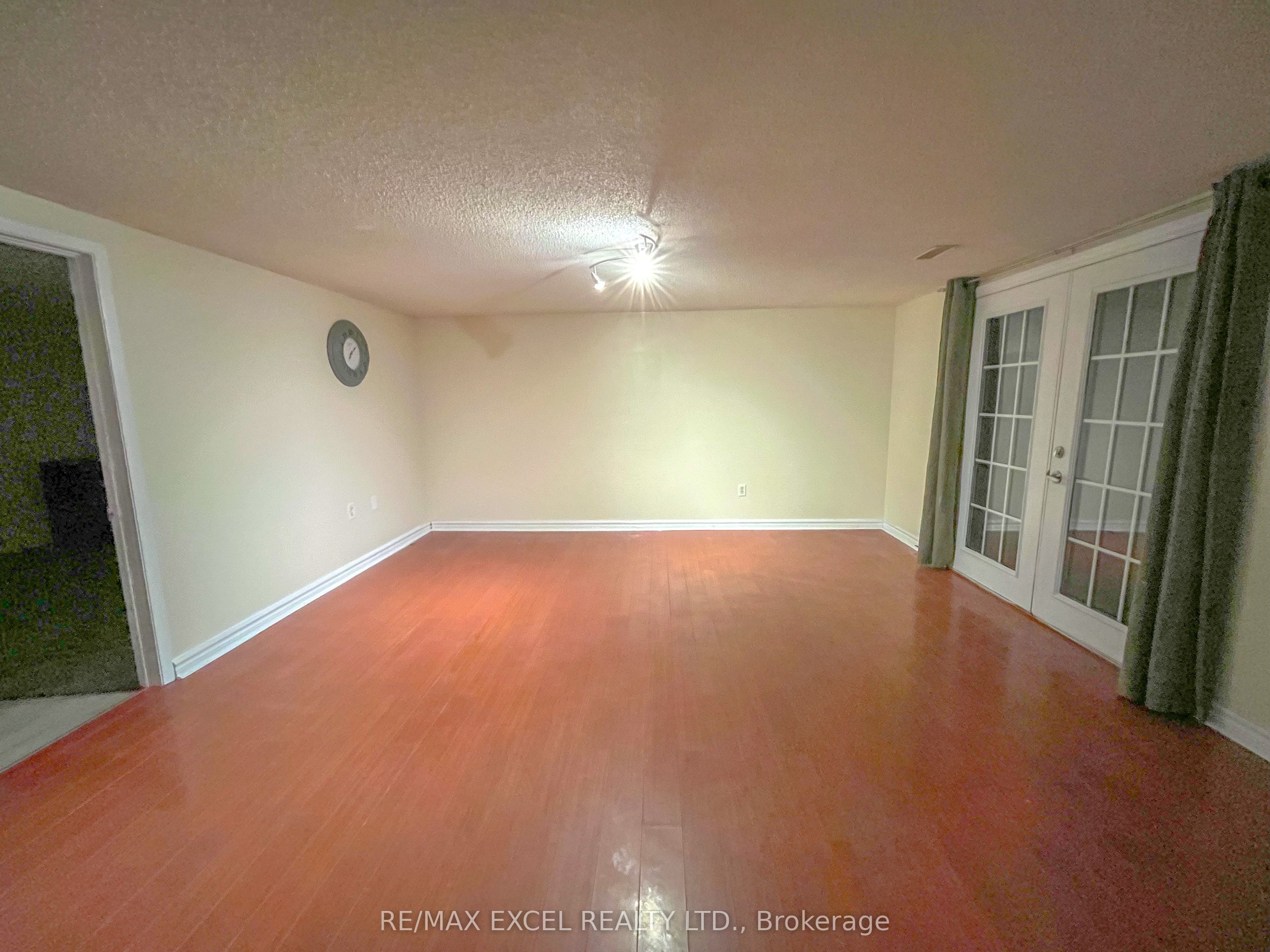 73 Hickling Trail, Barrie, ON, L4M 5S7 photo 3