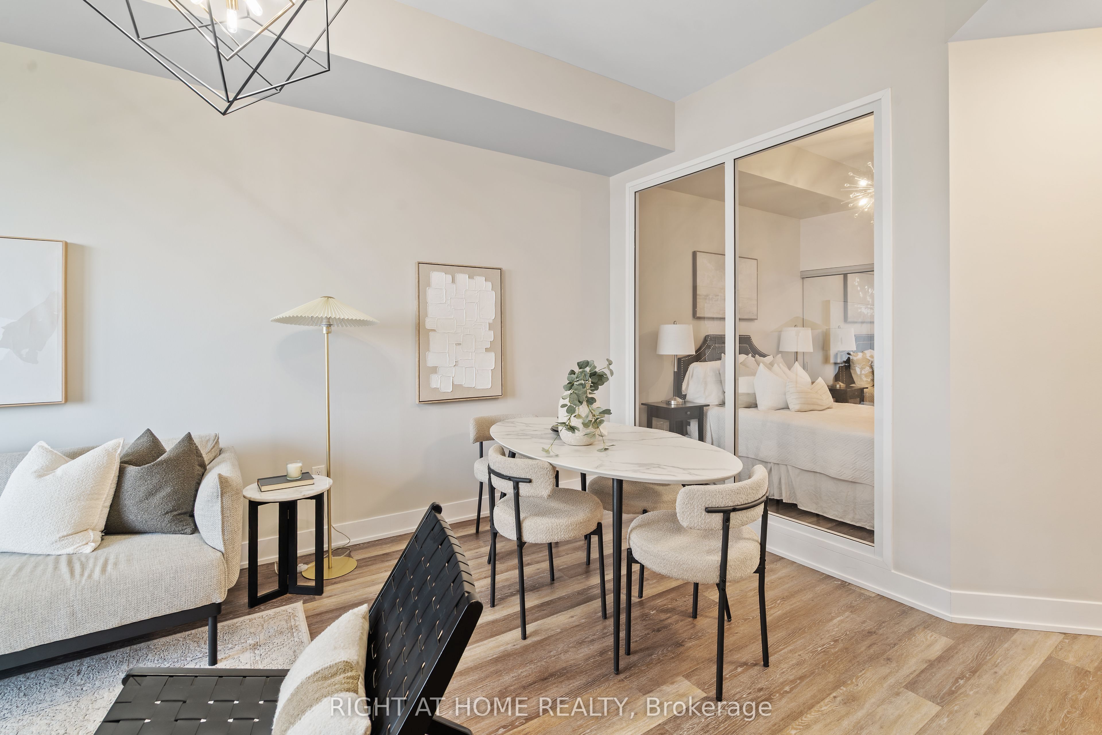Additional image 3 of 329-30 Shore Breeze Drive, Toronto, ON, M8V 0J1