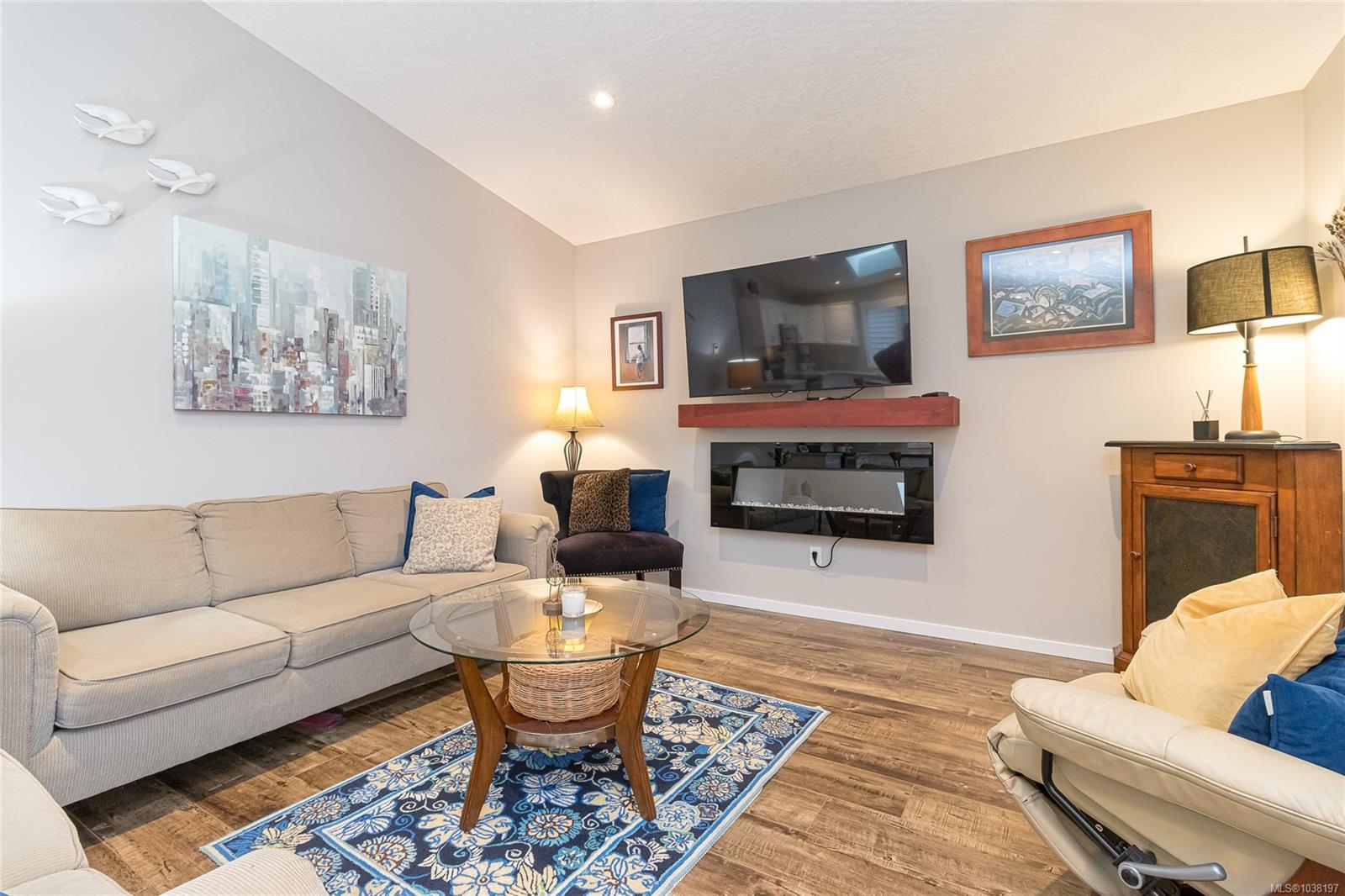 #24-7650 Qwuc Chus Lane, Central Saanich, BC, V8M 0B4 photo 5