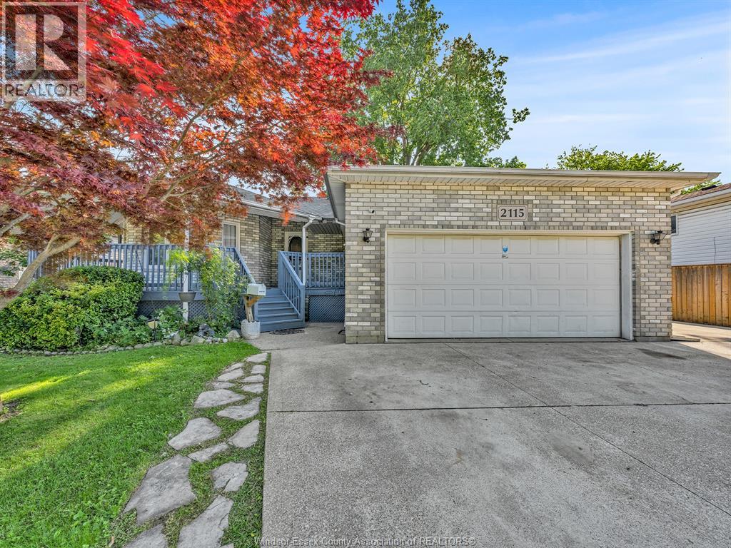 2115 Longfellow , Windsor, ON, N9B3J5 photo 2